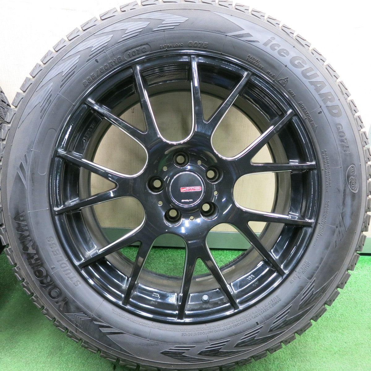 *送料無料* バリ溝！9.5分★AME CIRCLAR 235/60R18 スタッドレス ヨコハマ アイスガード G075 18インチ PCD114.3/5H★4052203HAス