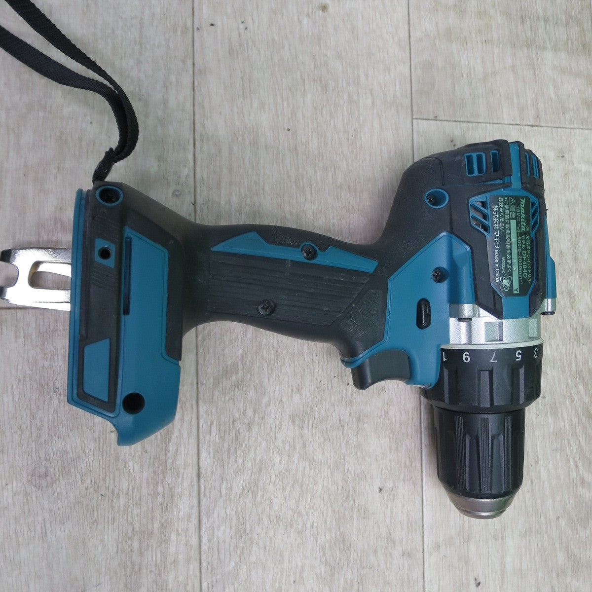 [送料無料] ☆makita マキタ 充電式 ドライバドリル DF484D 本体のみ DIY 電動 工具 大工 道具☆