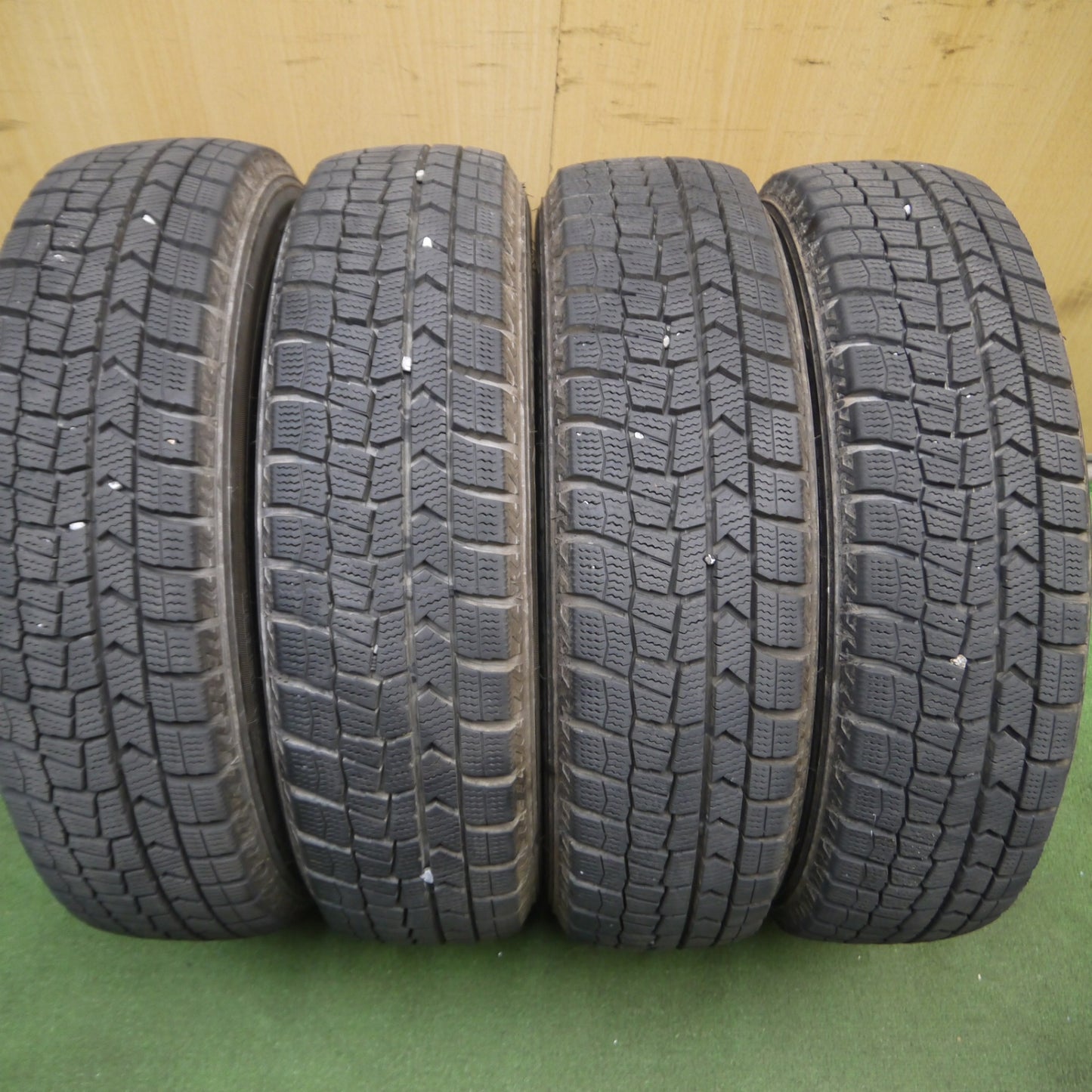 *送料無料* バリ溝！22年！綺麗！9.5分★スタッドレス 155/65R14 ダンロップ ウインターマックス WM02 VELVA CHARGE ヴェルヴァ 14インチ PCD100/4H★4071012Hス