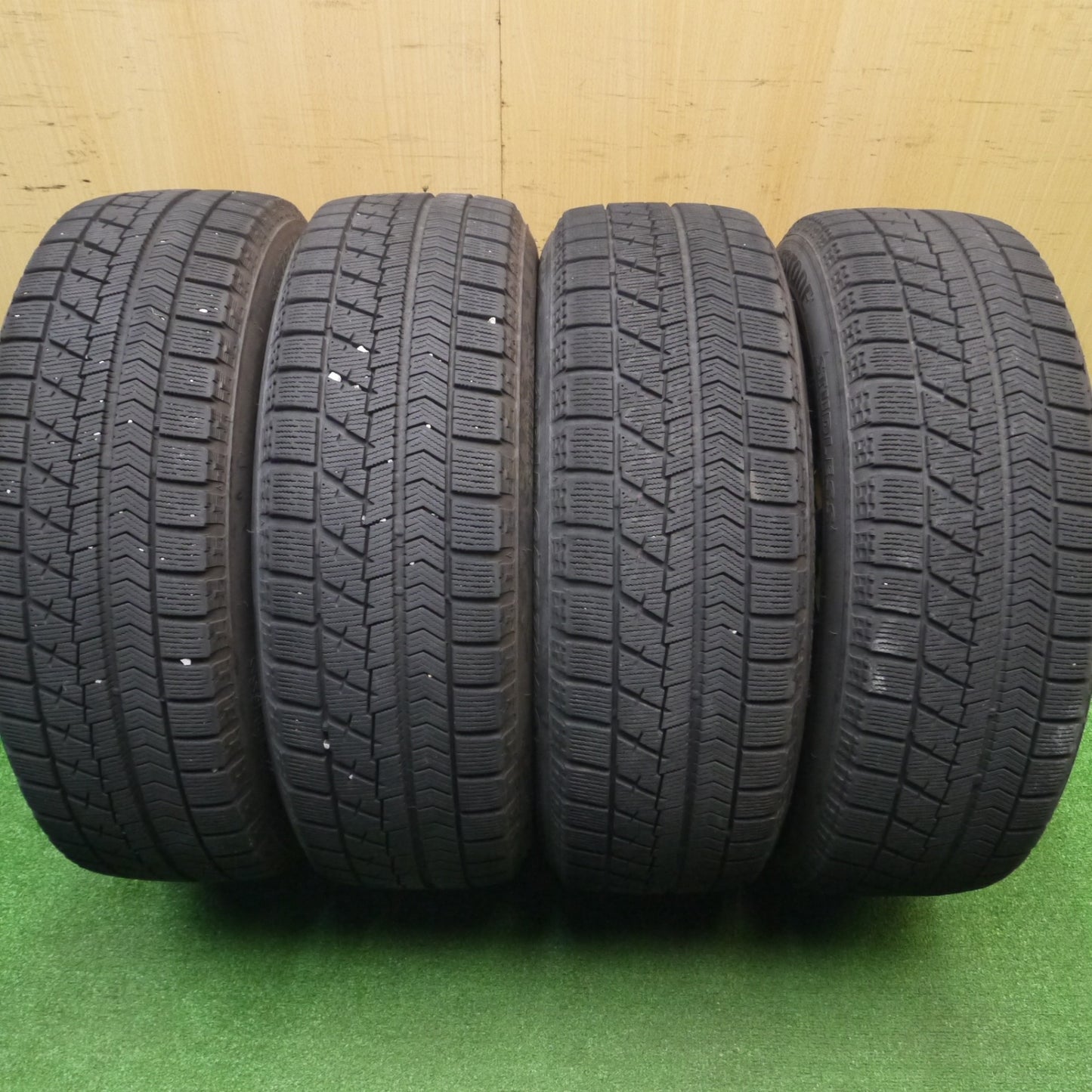 [送料無料] 4本価格★プリウス等 195/65R15 スタッドレス ブリヂストン ブリザック VRX DEEP IMPACT WZ-8 ディープインパクト PCD100/5H★4100203Hス