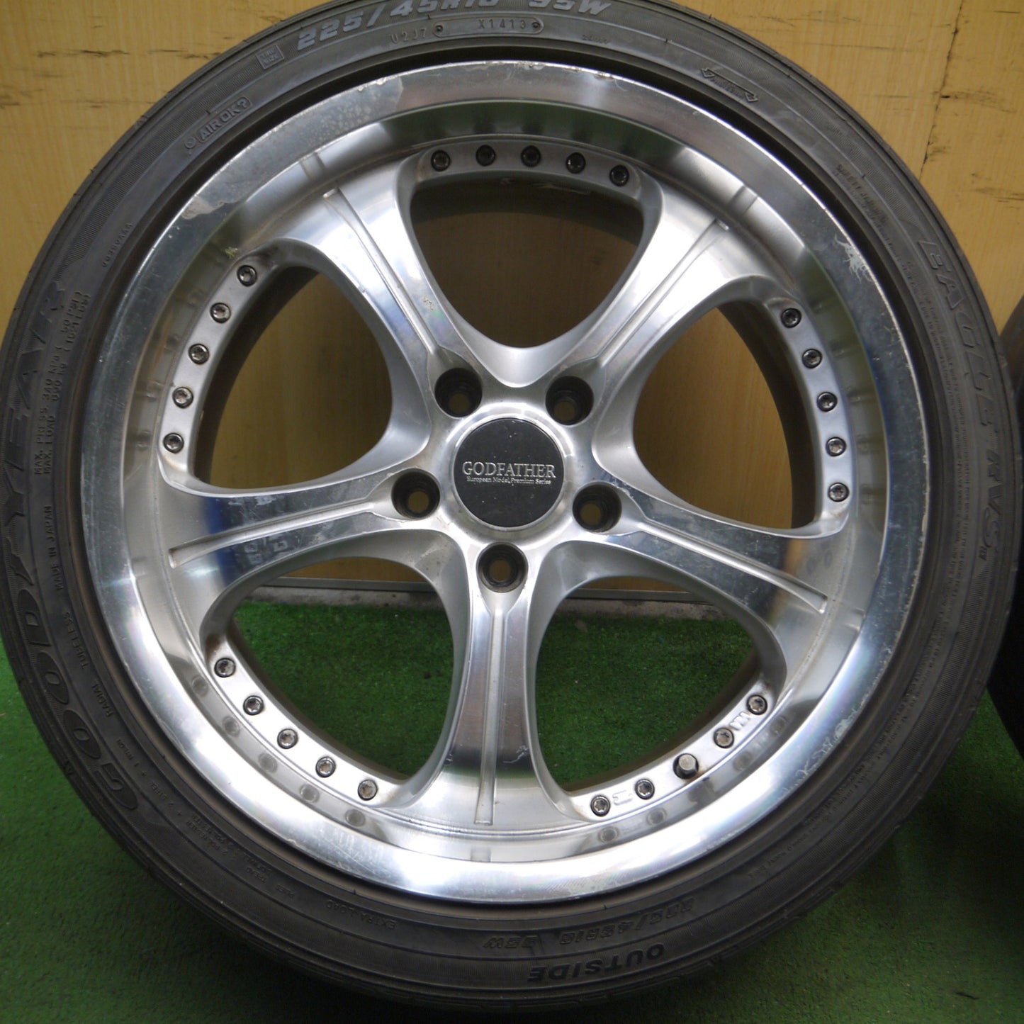 *送料無料* 4本価格★GODFATHER 225/45R18 グッドイヤー イーグル RVS ECO ゴッドファーザー 18インチ PCD114.3/5H★4040518Hノ