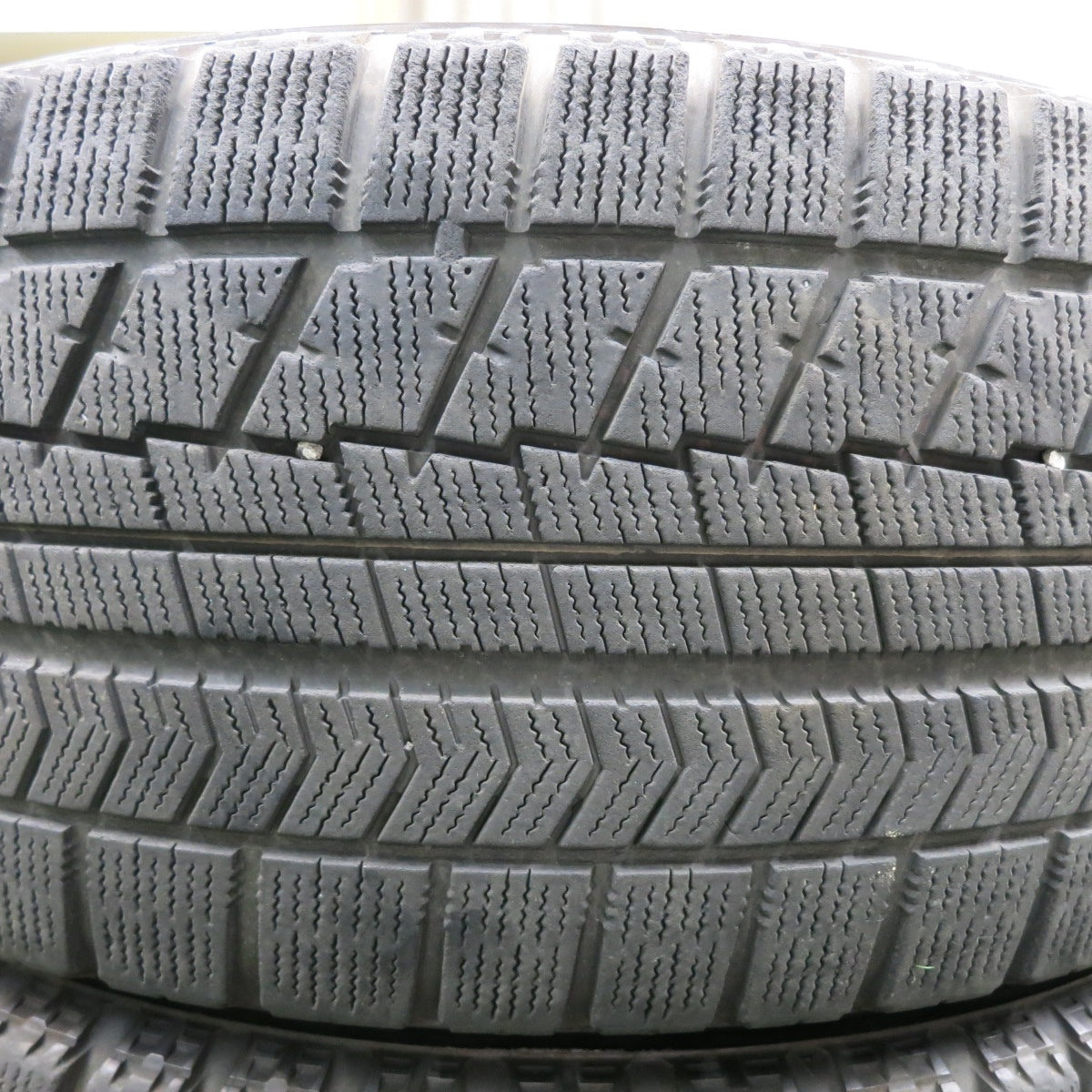 *送料無料* キレイ★レクサス等 Delmore 245/50R19 スタッドレス ブリヂストン ブリザック RFT デルモア 19インチ  PCD120/5H★4042801NJス