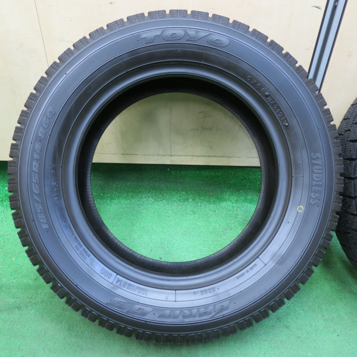 *送料無料* 未使用★スタッドレス 185/65R14 トーヨー ガリット G5 タイヤ GARIT 14インチ ウイングロード エアウェイブ モビリオスパイク等★4082715イス