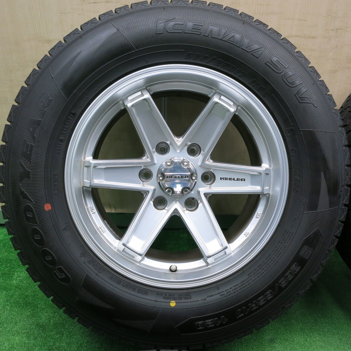 [送料無料] バリ溝！22年！キレイ！ほぼ10分★スタッドレス KEELER 265/65R17 グッドイヤー アイスナビ SUV キーラー 17インチ PCD139.7/6H★4111502HAス