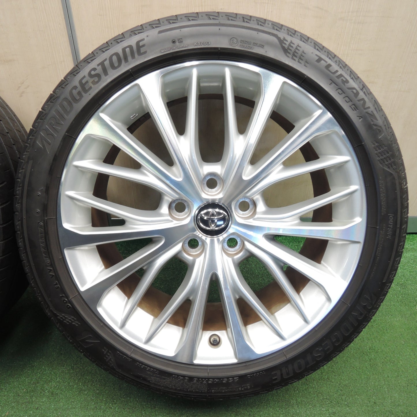 *送料無料* センサー付！キレイ★トヨタ 70系 カムリ 純正 235/45R18 ブリヂストン トランザ T005A PCD114.3/5H★4031802TNノ