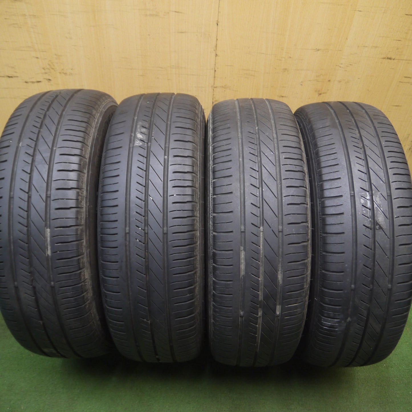 *送料無料* キレイ★トヨタ 80系 エスクァイア ノア ヴォクシー 純正 195/65R15 グッドイヤー DuraGrip 15インチ PCD114.3/5H★4070903Hノ