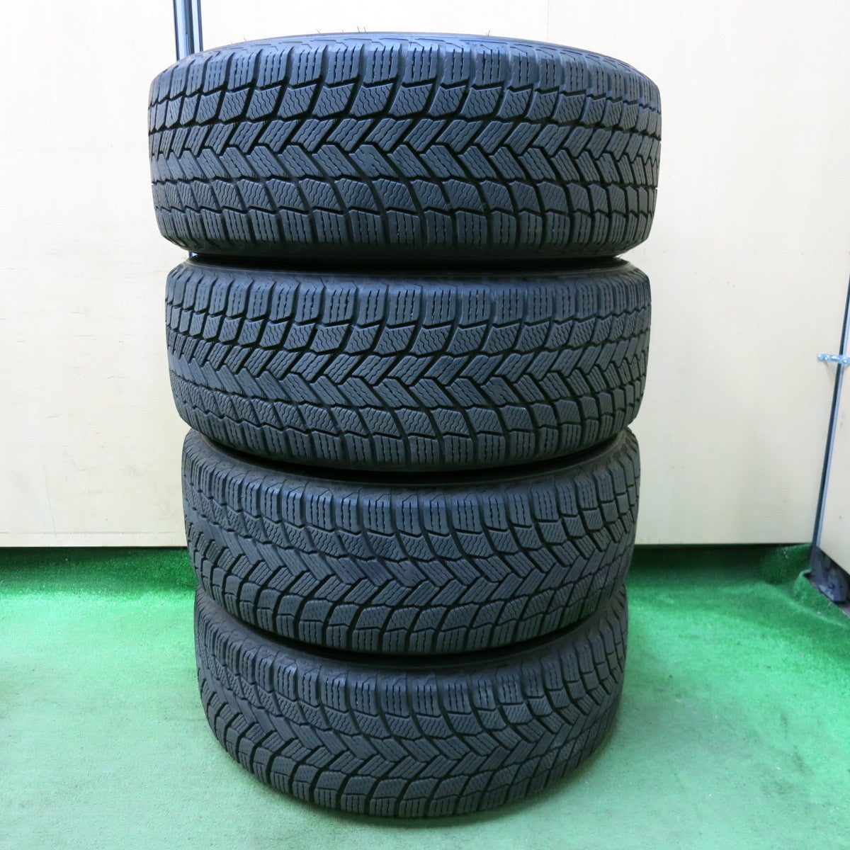 [送料無料] バリ溝！キレイ！9.5分★アウディ A4 A5 純正 225/50R17 スタッドレス ミシュラン X-ICE SNOW 17インチ PCD112/5H★5013004SYス