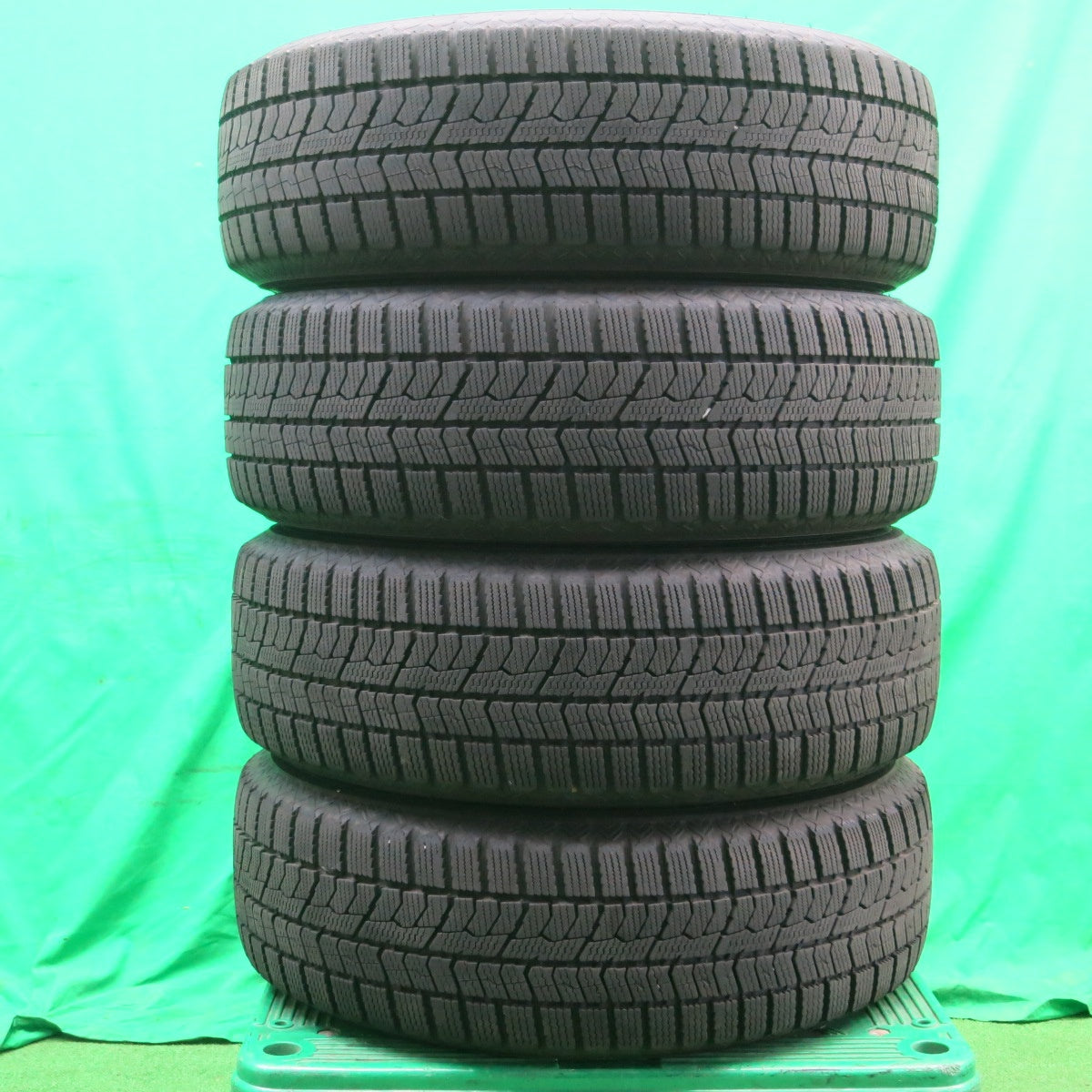 *送料無料* バリ溝！21年！綺麗！9分★スタッドレス 195/65R15 トーヨー オブザーブ GIZ2 VELVA SPORTZ ヴェルヴァ 15インチ PCD114.3/5H★4042906ナス