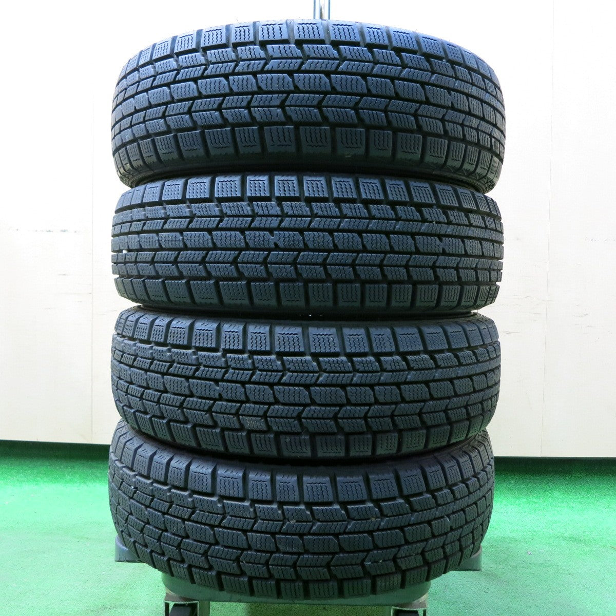 *送料無料* バリ溝！ほぼ10分★スタッドレス 155/70R12 ダンロップ DSX-2 JOKER ジョーカー 12インチ PCD100/4H★4050214イス