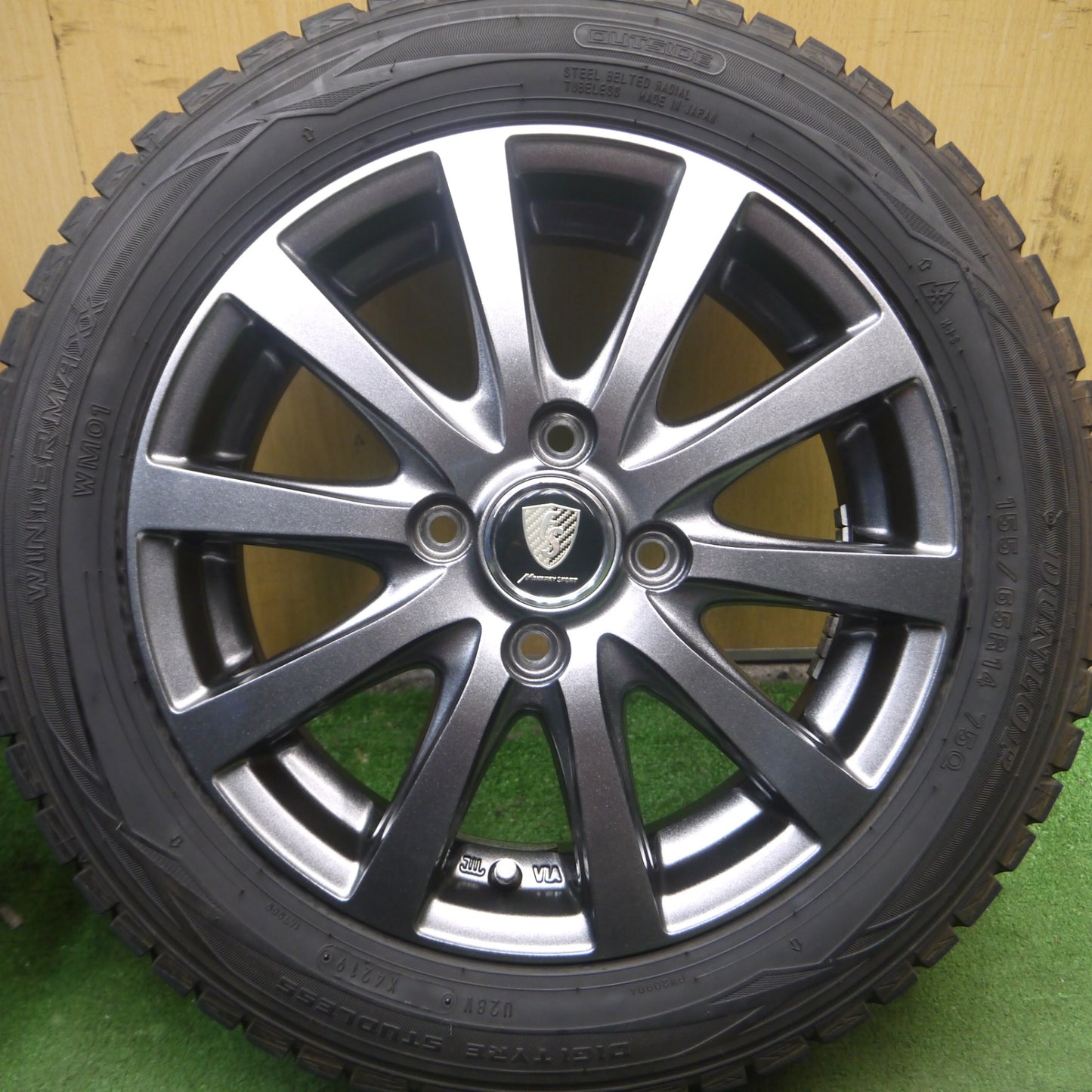 *送料無料* バリ溝！キレイ！9.5分以上★スタッドレス 155/65R14 ダンロップ ウインターマックス WM01 MANARAY SPORT MiD マナレイ PCD100/4H★4072312Hス