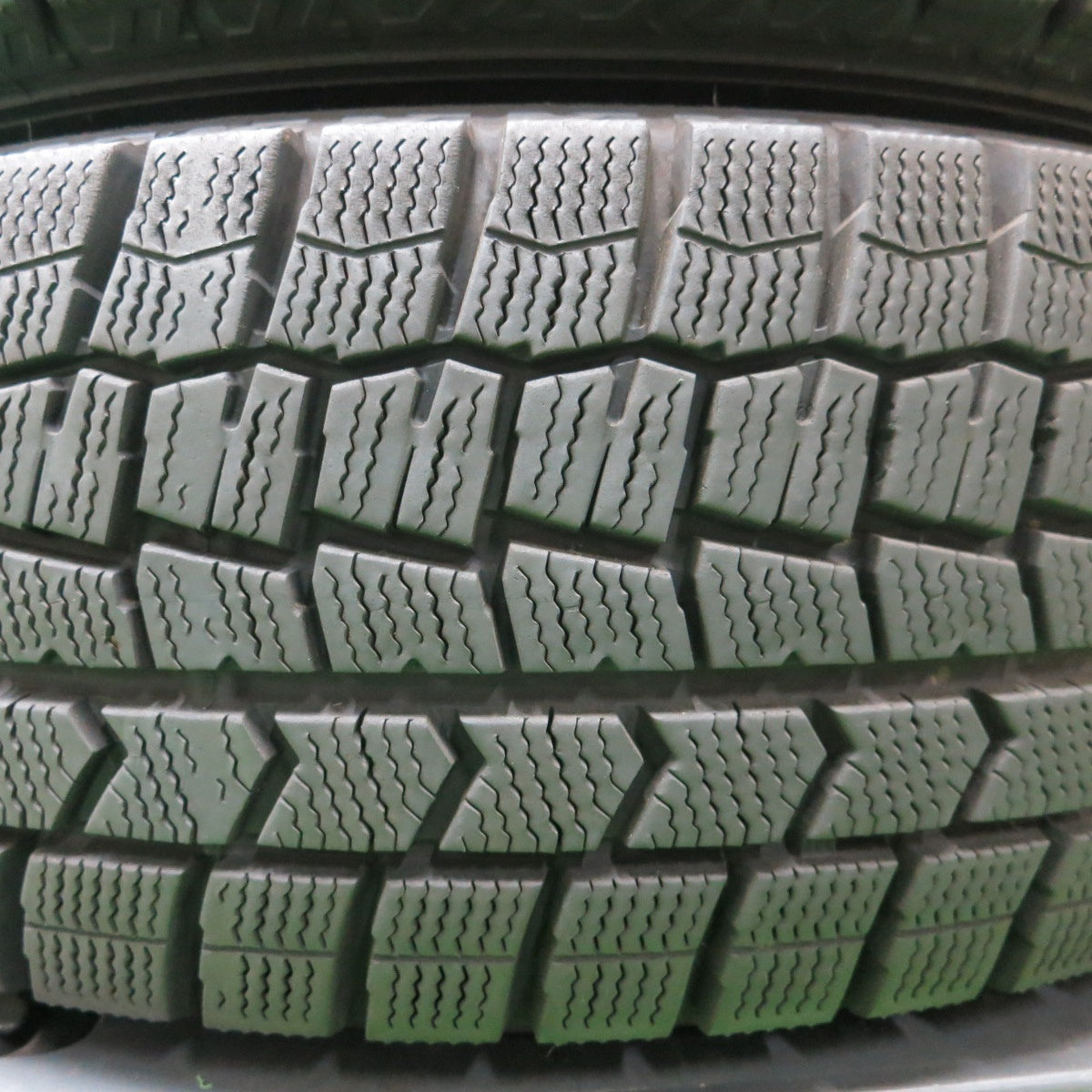 *送料無料* バリ溝！20年！9.5分★スタッドレス 185/60R15 ダンロップ ウインターマックス WM02 ravrion selzer ラブリオン PCD100/4H★4043005ナス