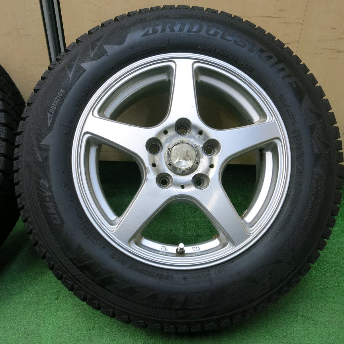 *送料無料* 4本価格★スタッドレス 175/80R15 ブリヂストン ブリザック DM-V2 Treffer weds トレファー PCD114.3/5H★4040202イス