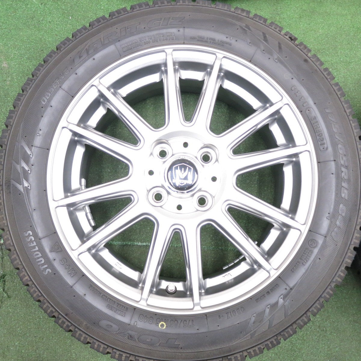 *送料無料* 超バリ溝！21年！綺麗！ほぼ10分★スタッドレス 175/65R15 トーヨー オブザーブ ガリット GIZ INVERNO インヴェルノ 15インチ PCD100/4H★4050101HAス