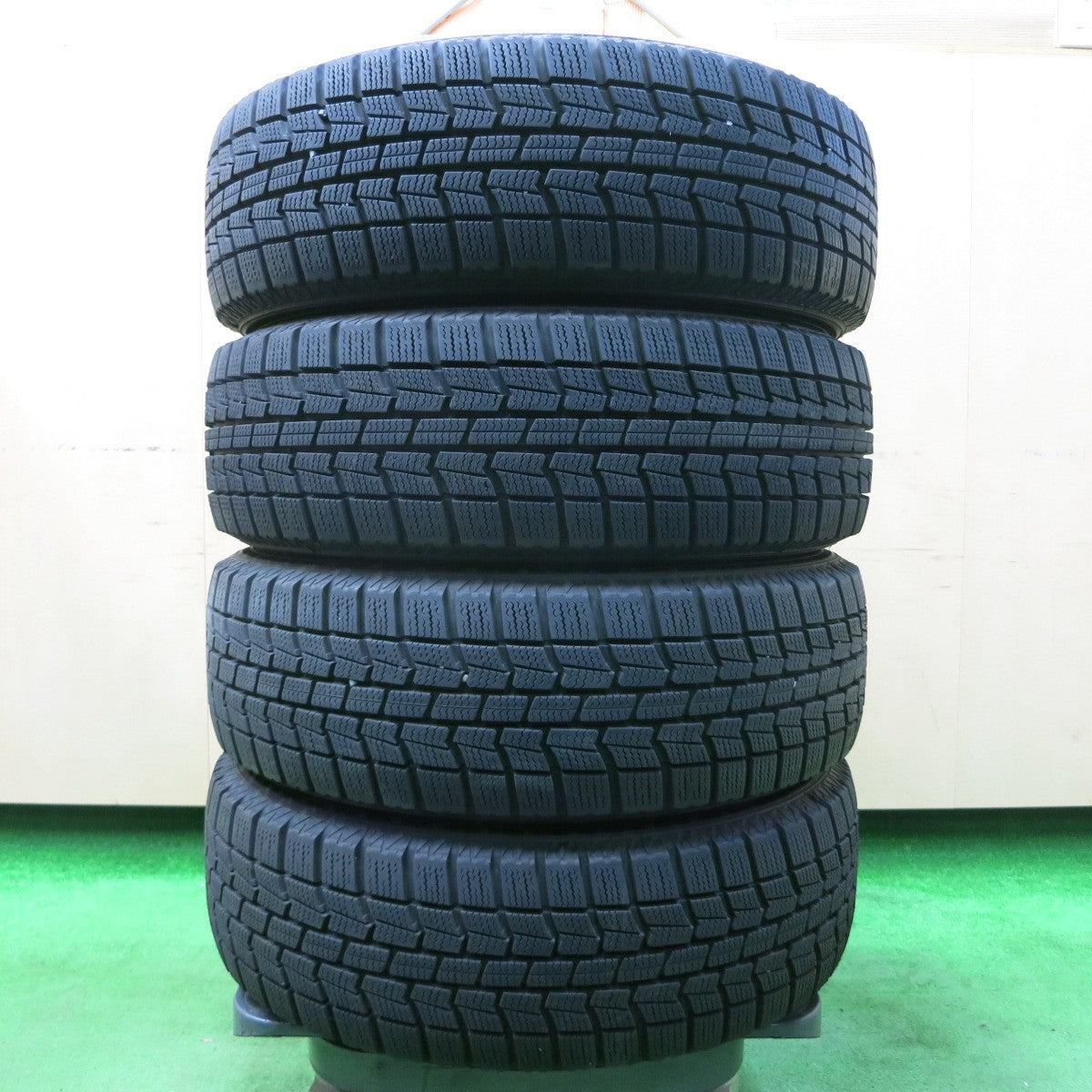 *送料無料* バリ溝！キレイ！9.5分以上★スタッドレス 175/65R14 オートバックス ノーストレック N3i SEIN ザイン 14インチ PCD100/4H★4031602イス