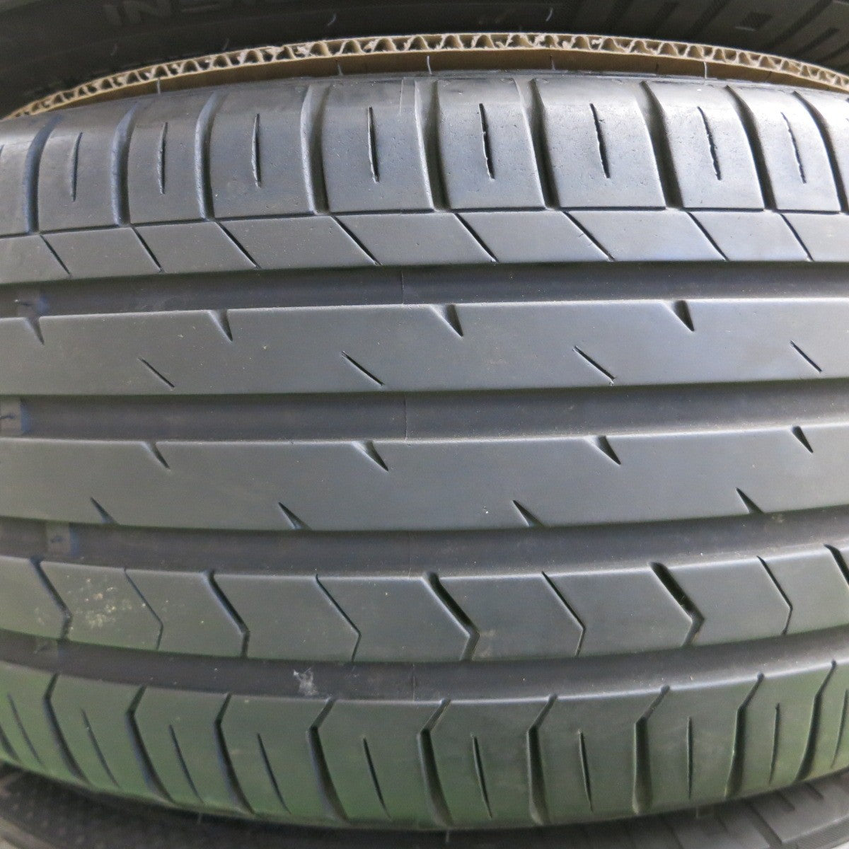 [送料無料] バリ溝！22年！キレイ！8.5分★O・Z TRIBE EVO 215/45R17 モモ TOPRUN M300 AS SPORT OZ 17インチ PCD114.3/5H★4103001ナノ