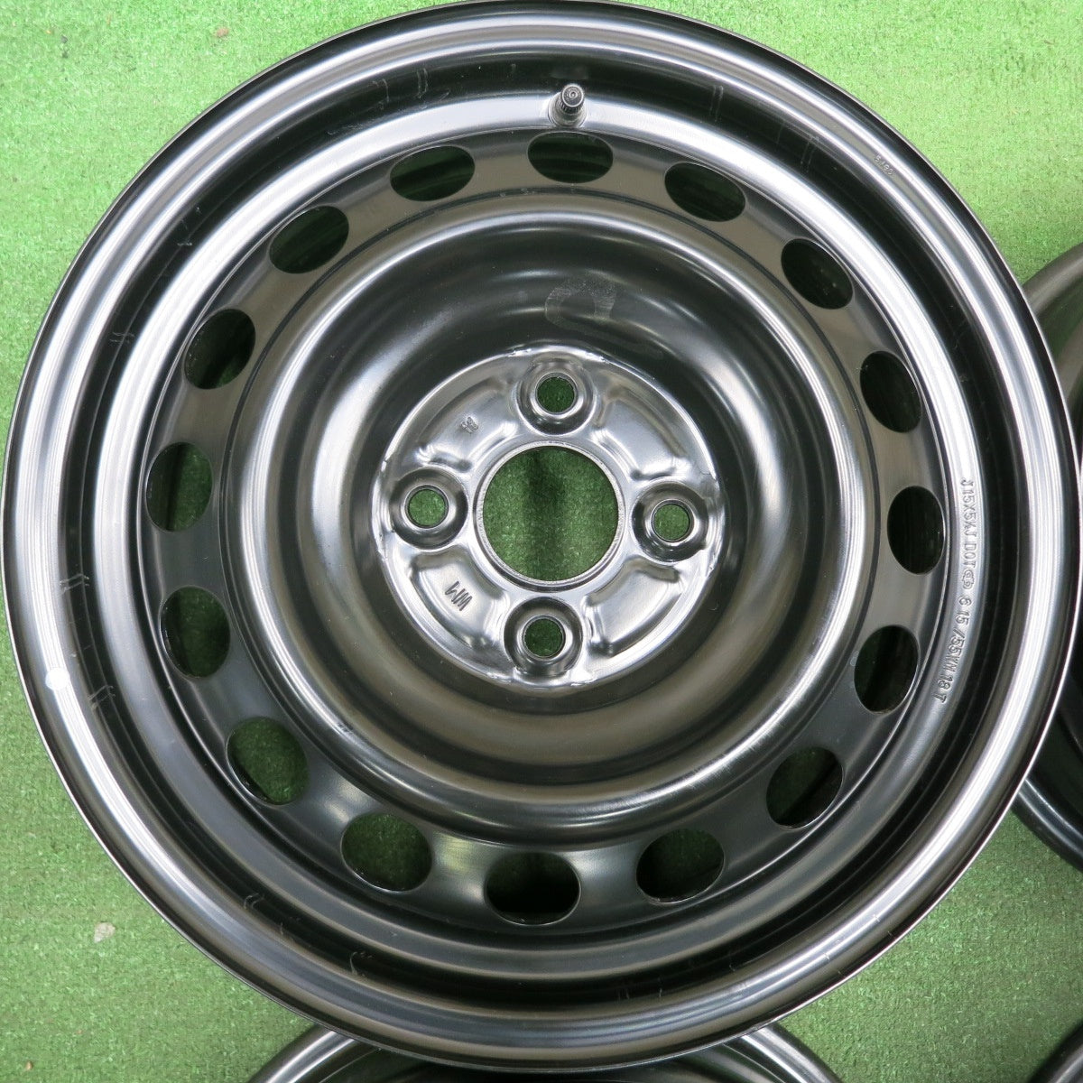 *送料無料* 新車外し★トヨタ アクア 純正 スチール ホイール 15インチ 15×5.5J PCD100/4H★4060405HAホ