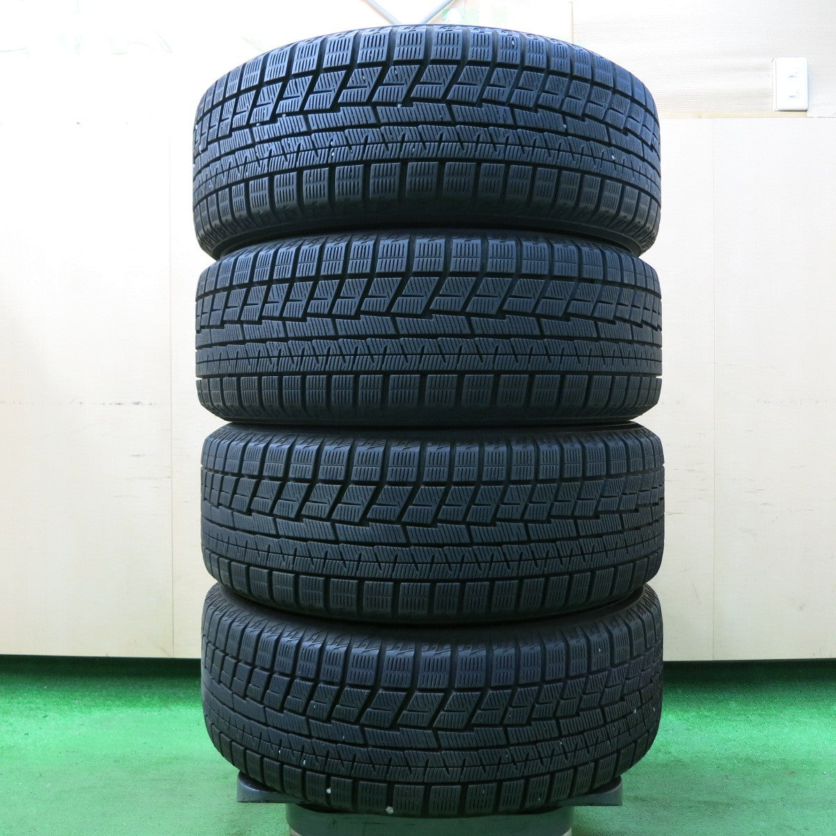 *送料無料* バリ溝！9.5分★ボルボ等 EUROBAHN SPORTECHNIC 205/50R17 スタッドレス ヨコハマ アイスガード iG60 PCD108/5H★4050801イス