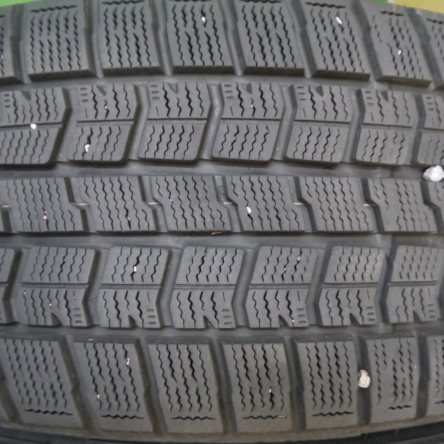 [送料無料] バリ溝！22年！キレイ！9.5分★スタッドレス 235/50R18 グッドイヤー アイスナビ7 VELVA SPORTZ ヴェルヴァ 18インチ PCD114.3/5H★5040805Hス