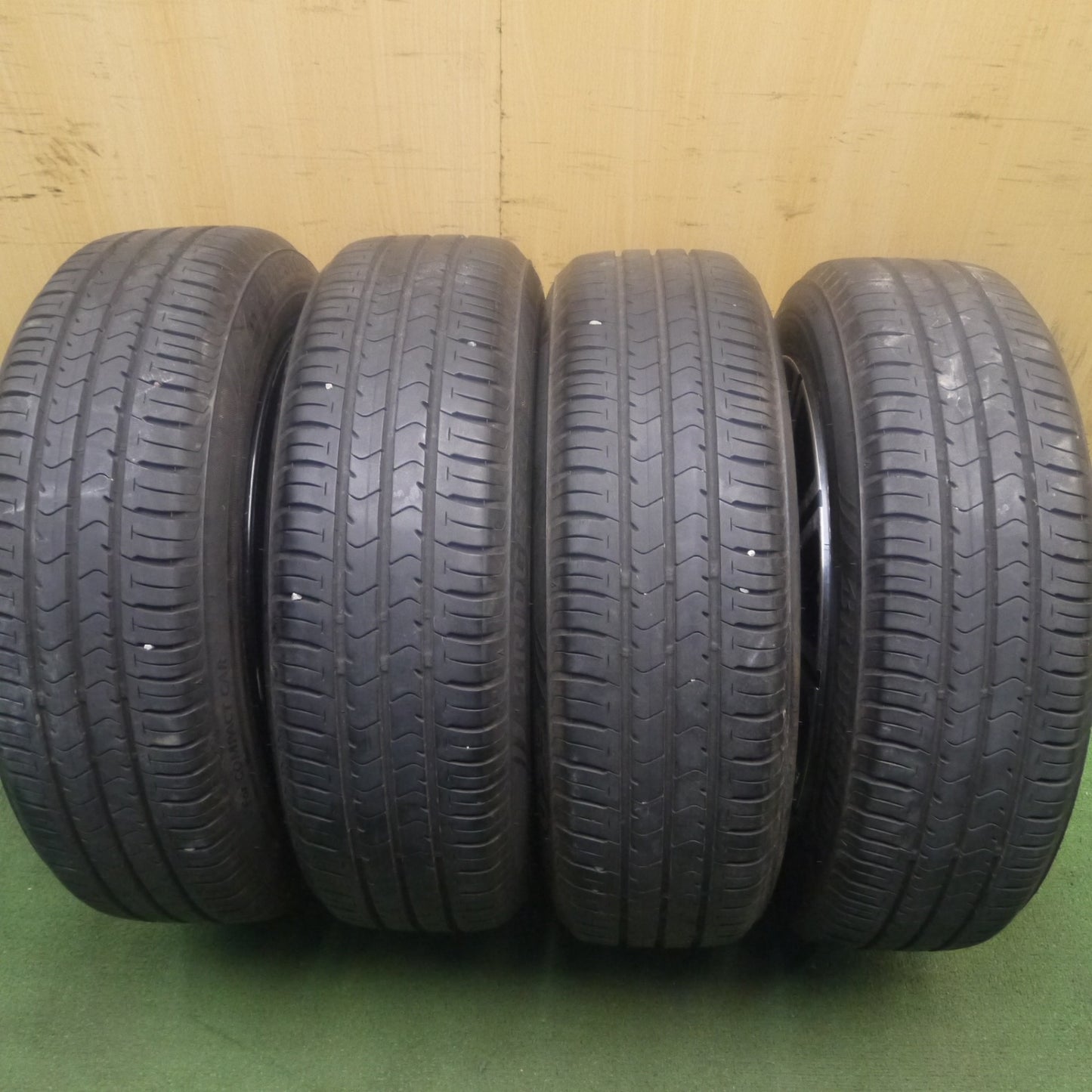 *送料無料* バリ溝！9.5分★ラクティス等 175/60R16 ブリヂストン エコピア NH100C :SICUREZZA ブリヂストン製 PCD100/5H★4052206Hノ