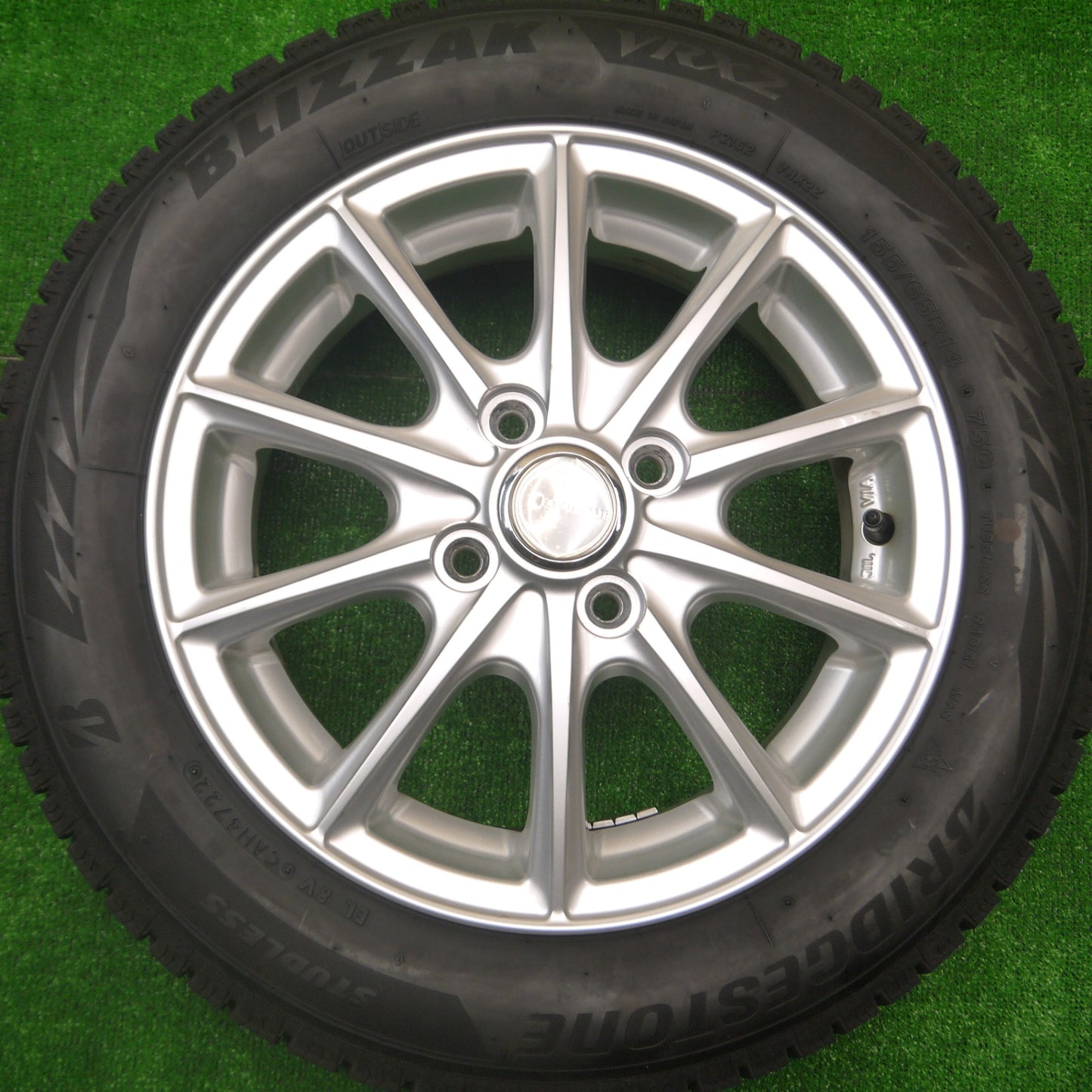 *送料無料* バリ溝！22年！ほぼ10分★スタッドレス 155/65R14 ブリヂストン ブリザック VRX2 ECO FORME エコフォルム 14インチ PCD100/4H★4080501Hス