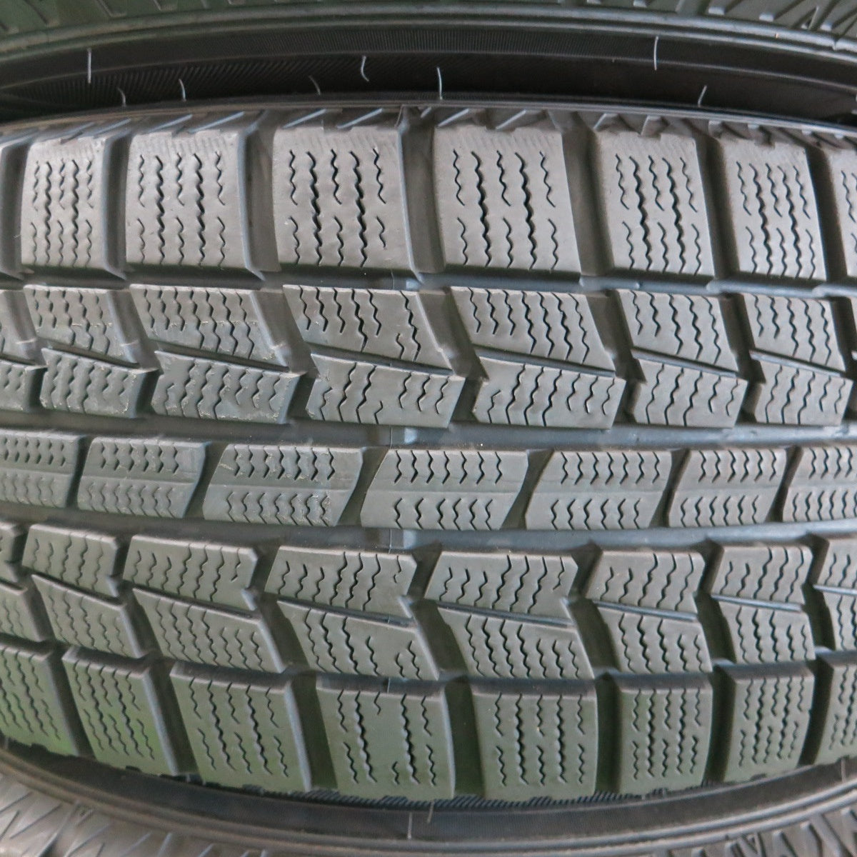 *送料無料* バリ溝！21年！キレイ！9.5分★スタッドレス 205/65R16 オートバックス ノーストレック N3i LEBEN レーベン 16インチ PCD114.3/5H★4052003ナス