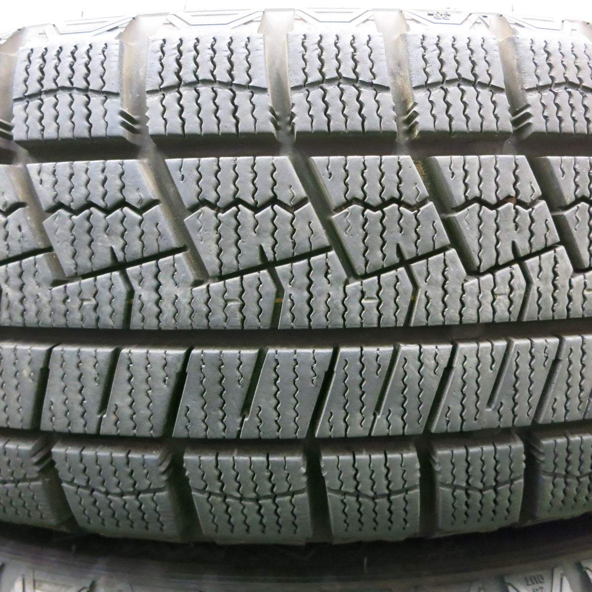 *送料無料* バリ溝！22年！キレイ！9分★スタッドレス 155/65R14 ネクセン ウィンガード アイス2 VENES TREAD 14インチ PCD100/4H★4032902NJス