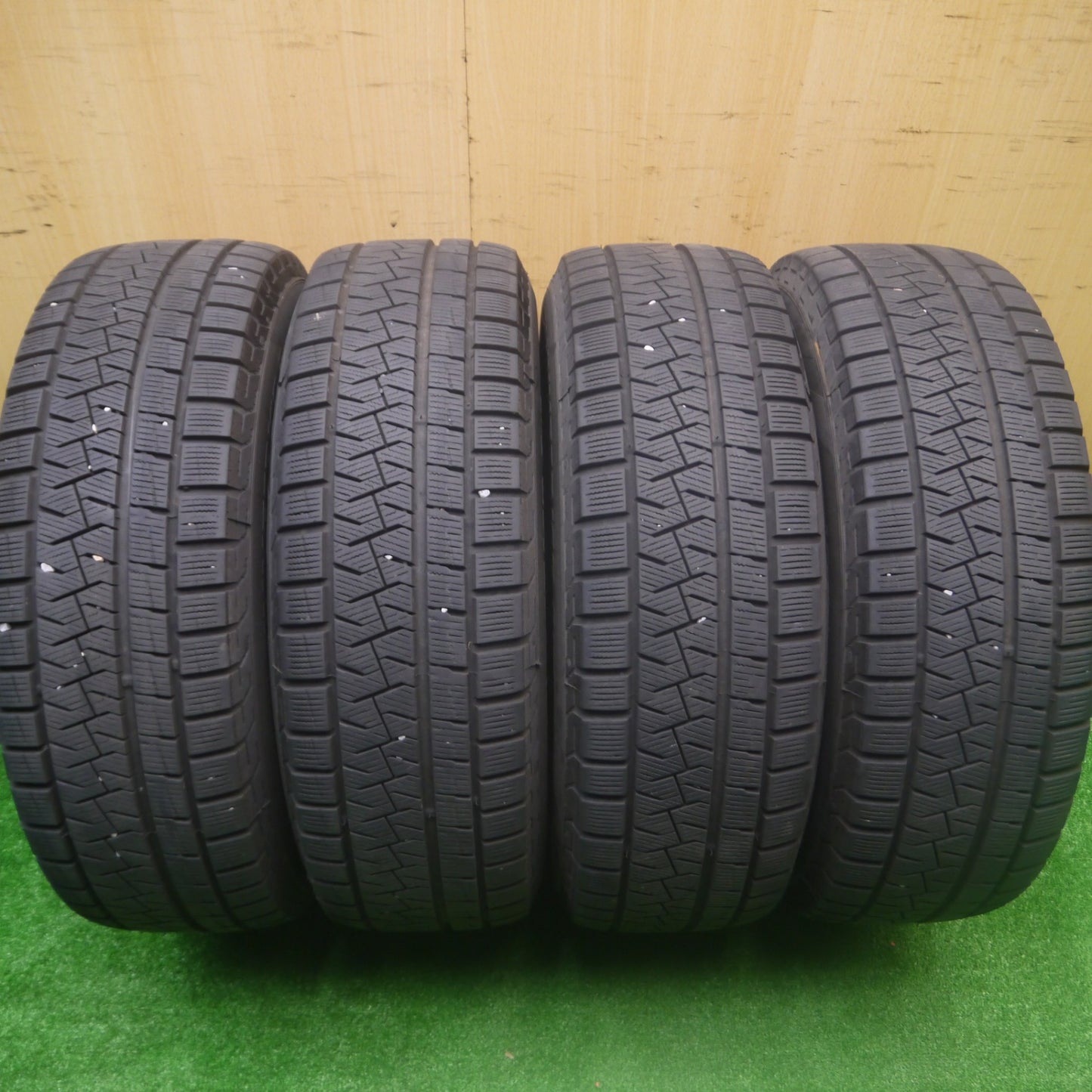 *送料無料* キレイ！20年★プリウス等 195/65R15 スタッドレス ピレリ アイスアシンメトリコ プラス TEAD テッド 15インチ PCD100/5H★4082001Hス