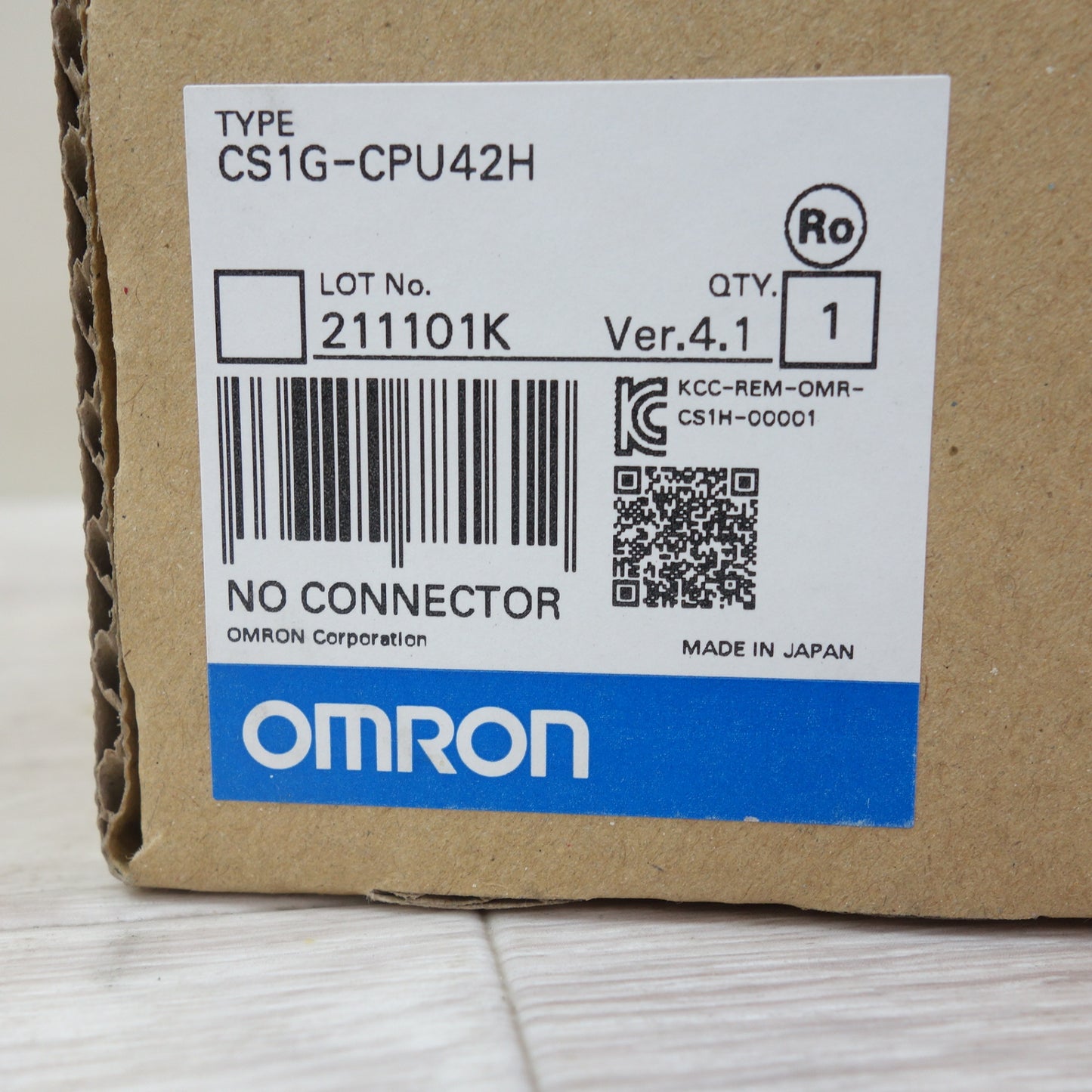 [送料無料] 未使用☆OMRON オムロン CPUユニット CS1G-CPU42H プログラマブルコントローラ Ver.4.1☆