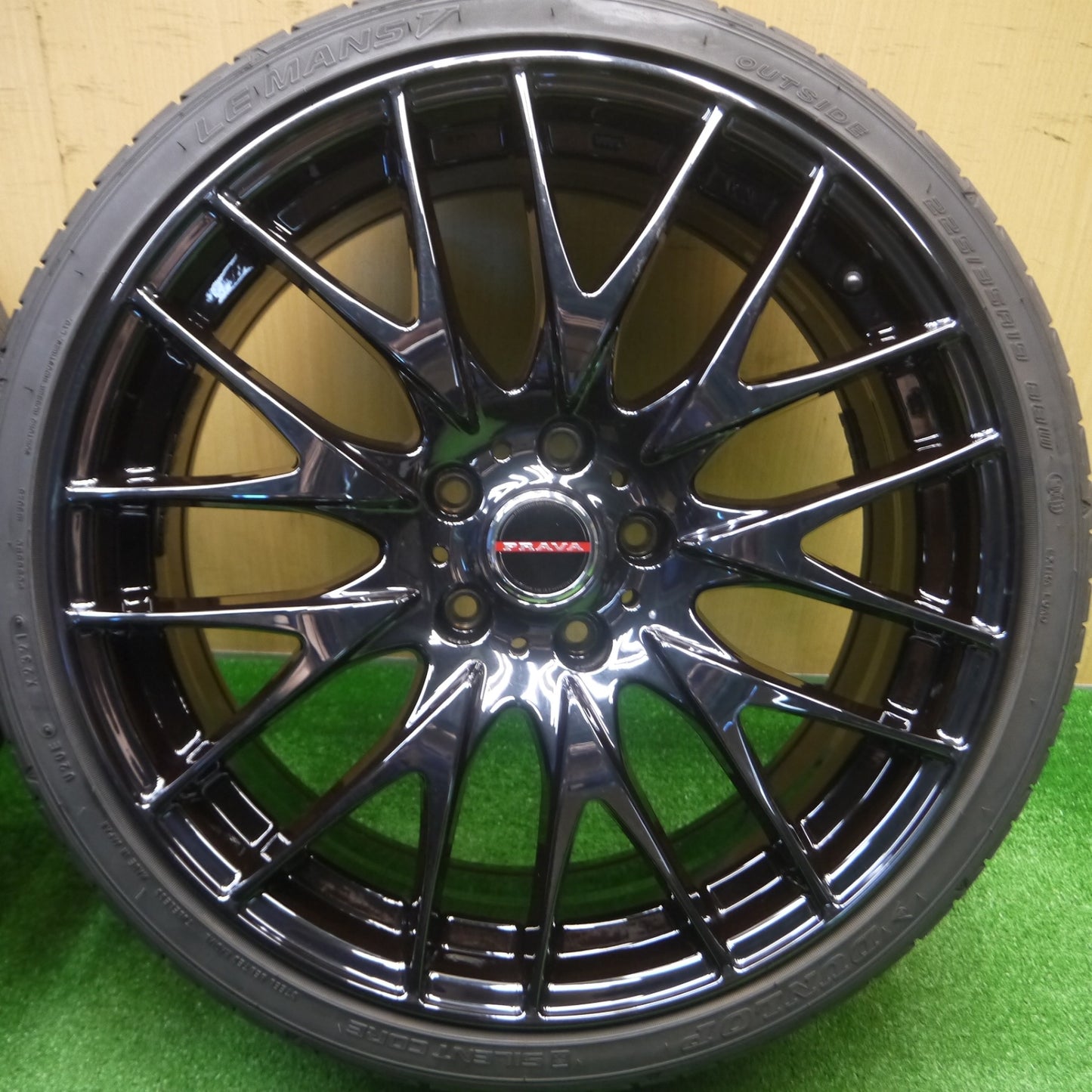 [送料無料] バリ溝!21年! キレイ! 9分★レクサス等 Leyseen PRAVA 9M 225/35R19 ダンロップ ルマン5 レイシーン PCD114.3/5H★4092704Hノ