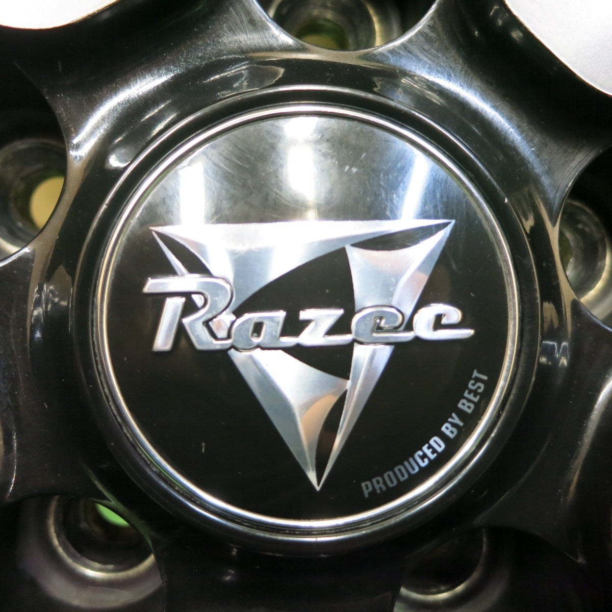 *送料無料* 4本価格★Razee BEST 215/60R17 グッドイヤー イーグル RVF ECO レイジー 17インチ PCD114.3/5H★4050604イノ