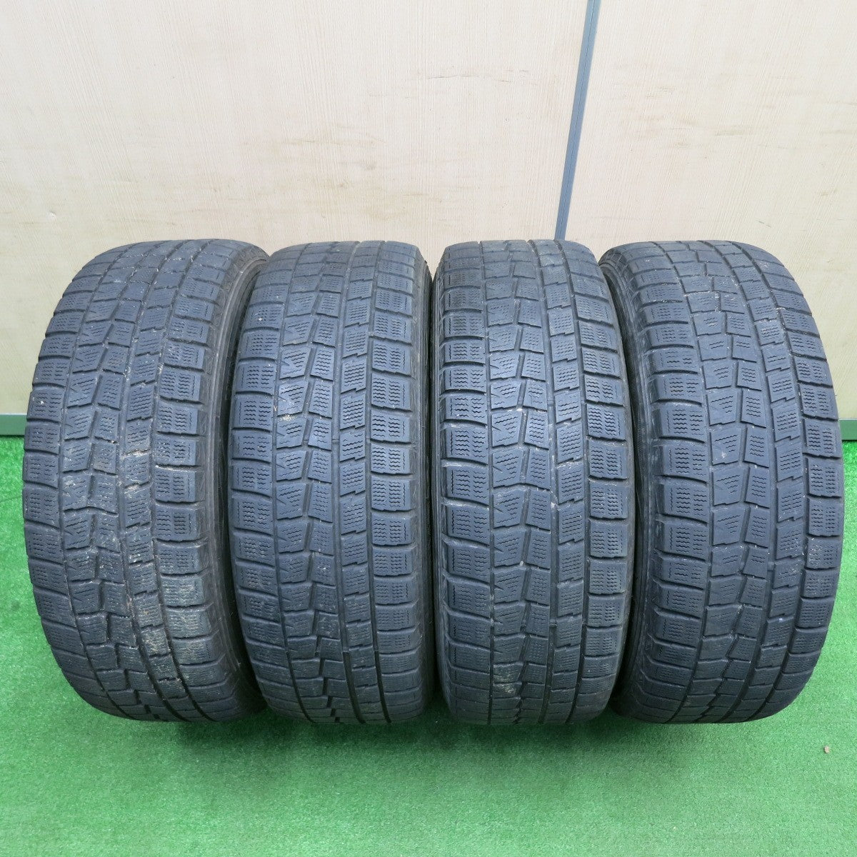 [送料無料] キレイ★スタッドレス 215/60R16 ダンロップ ウインターマックス WM01 MANARAY SPORT マナレイ 16インチ PCD114.3/5H★4122003TNス