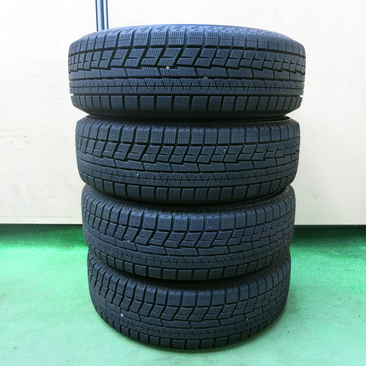 [送料無料] バリ溝！21年！キレイ！9.5分★スタッドレス 185/65R15 ヨコハマ アイスガード iG60 VELVA SPORTZ ヴェルヴァ 15インチ PCD100/4H★4102501SYス