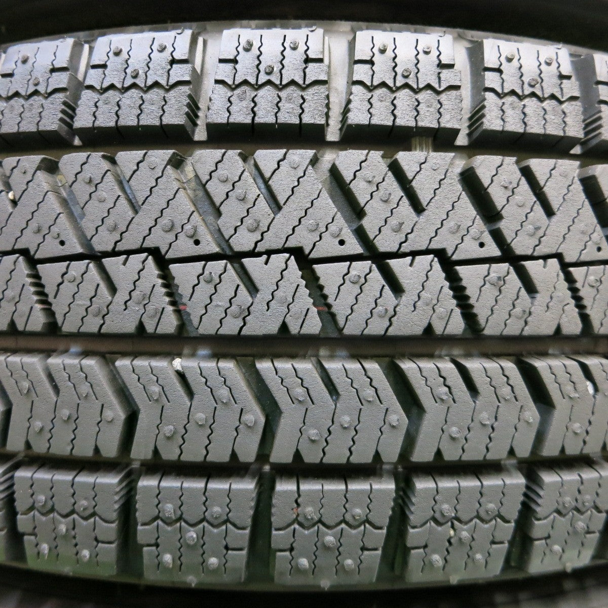 *送料無料* バリ溝！21年！キレイ！ほぼ10分★スタッドレス 155/65R14 ブリヂストン ブリザック VRX2 JOKER ジョーカー 14インチ PCD100/4H★4051407イス