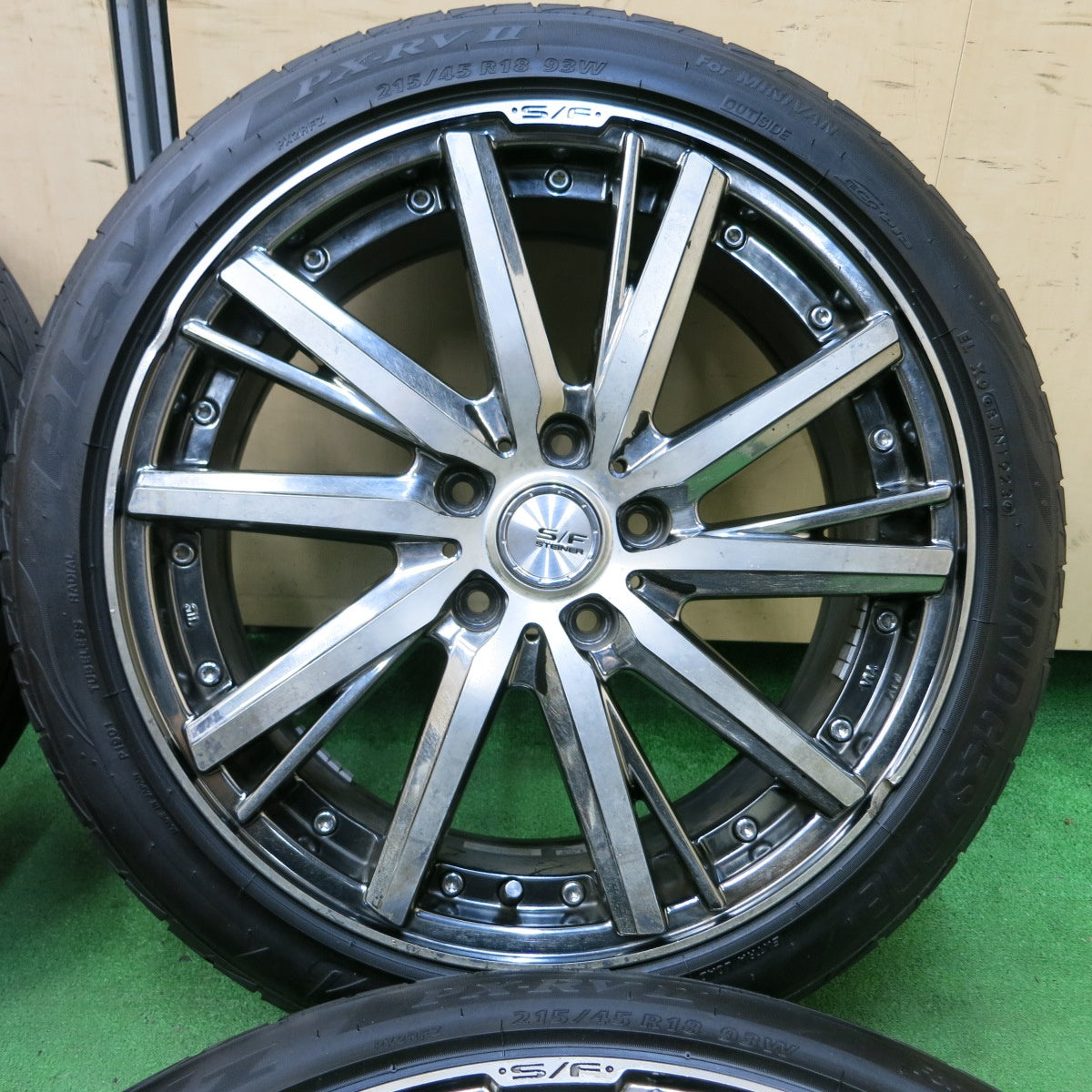 *送料無料* バリ溝！23年！9分★STEINER S/F 215/45R18 ブリヂストン プレイズ PX-RV2 シュタイナー 18インチ PCD114.3/5H★4082908SYノ