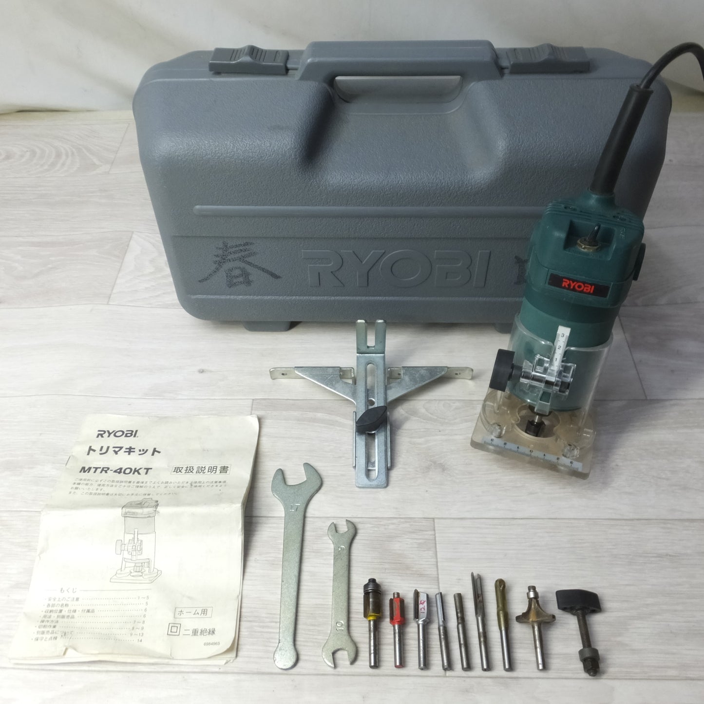 [送料無料] ◆RYOBI リョービ トリマー MTR-40 ルーター 電動工具 100V 50/60Hz◆