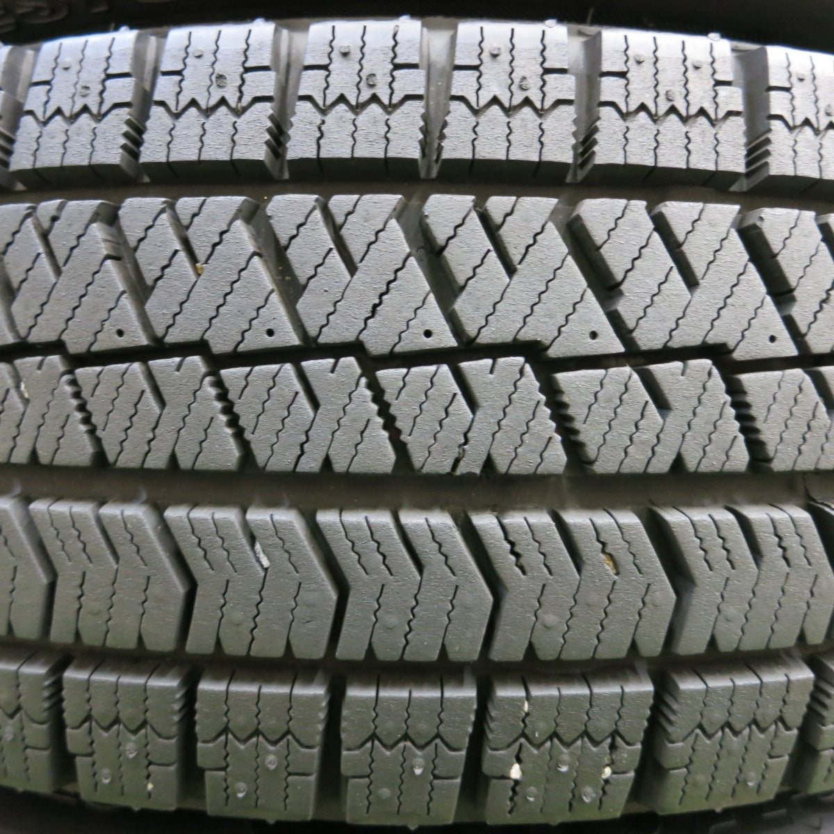 *送料無料* バリ溝！21年！9.5分以上★スタッドレス 175/70R14 ブリヂストン ブリザック VRX2 MANARAY SPORT マナレイスポーツ PCD100/4H★4042303イス