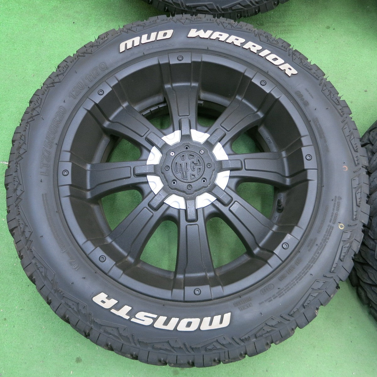 [送料無料] バリ溝！22年！キレイ！9.5分！付属付★CRIMSON MYRTLE MR-12 275/55R20 モンスタ MUD WARRIOR クリムソン マーテル 20インチ PCD150/5H★5022601ナノ