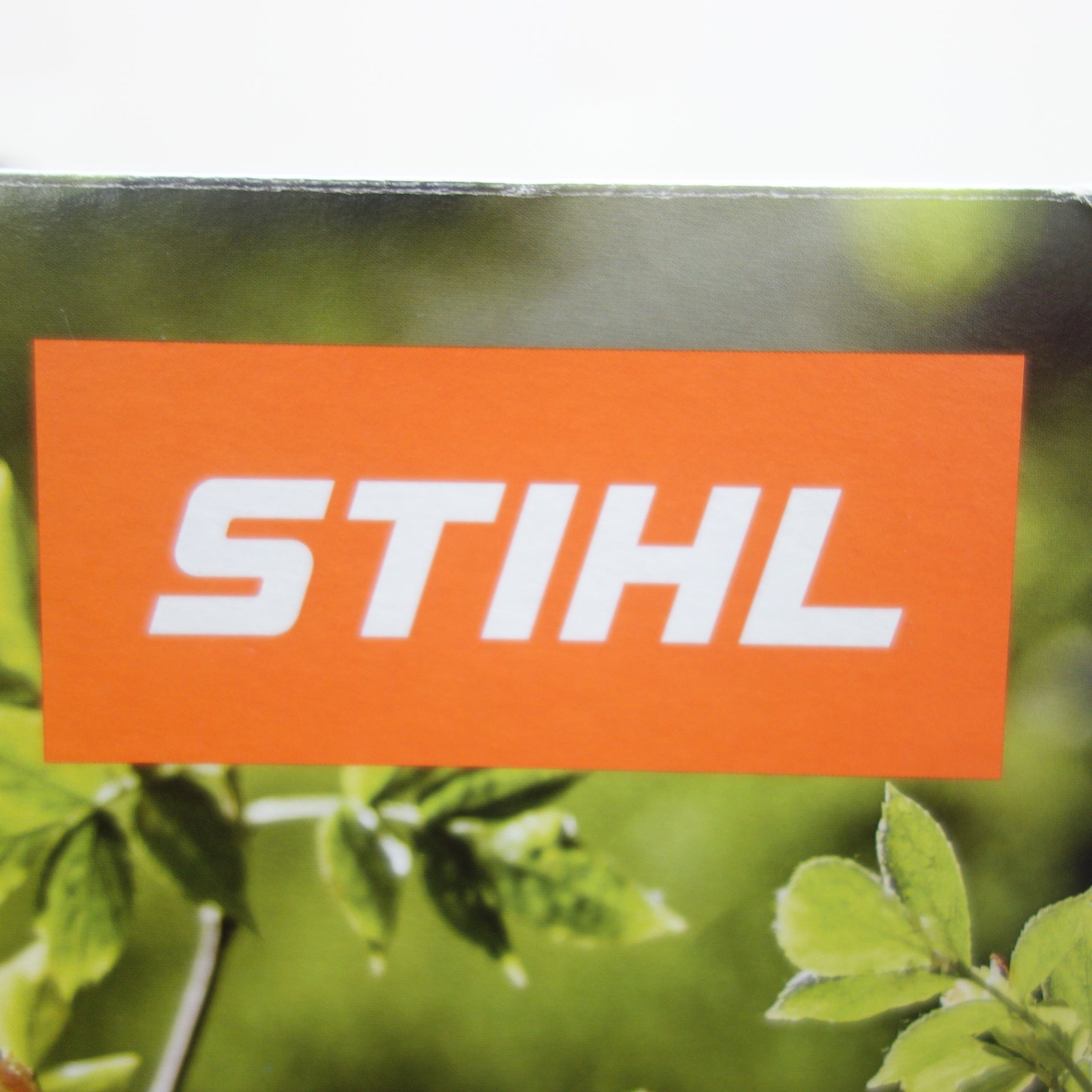 [送料無料] 未使用☆STIHL バッテリー ガーデンカッター GTA26 充電式 チェーンソー チェンソー スチール☆