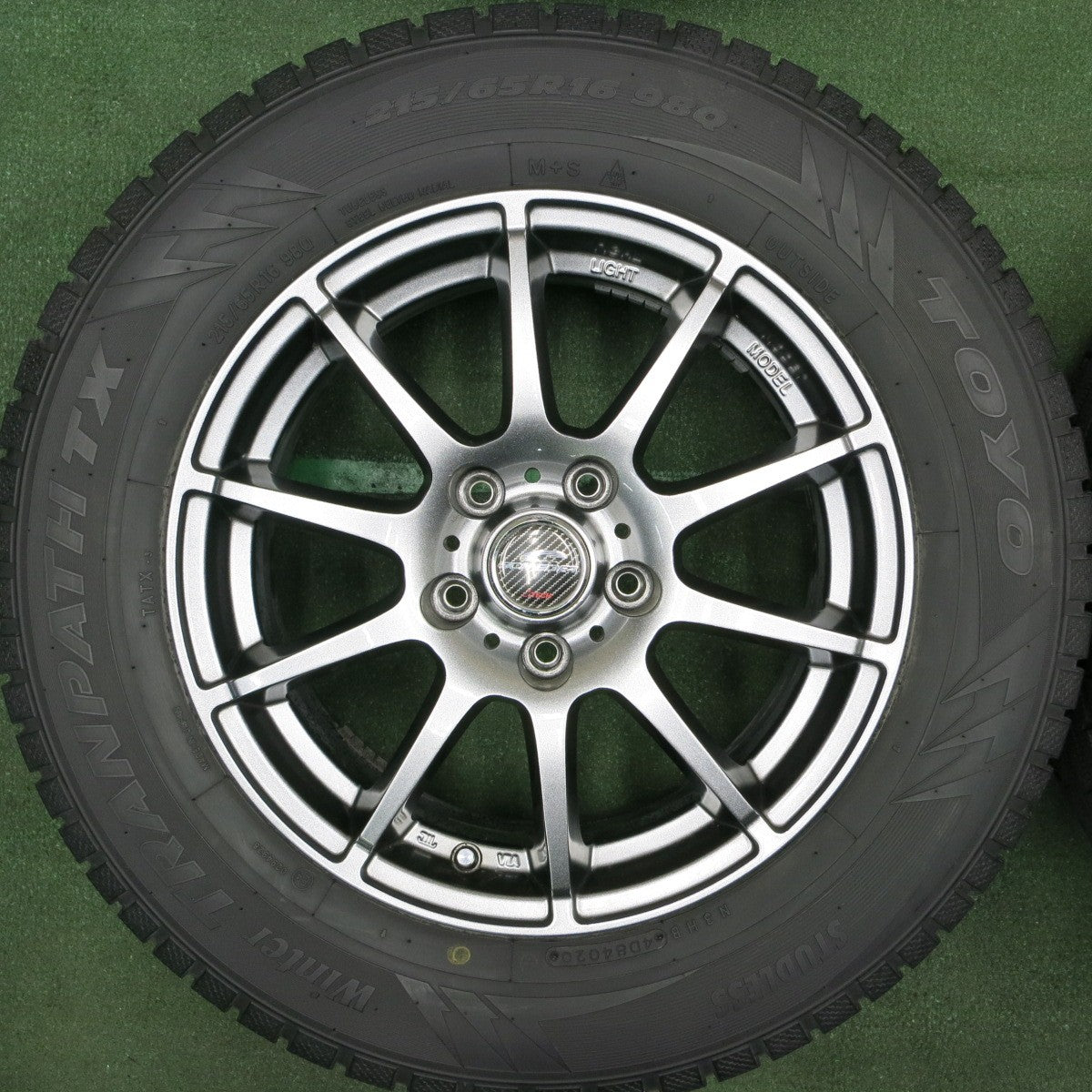 *送料無料* バリ溝！20年！キレイ！9.5分★スタッドレス 215/65R16 トーヨー ウインタートランパス TX SCHNEIDER ATECH シュナイダー PCD114.3/5H★4040911TNス