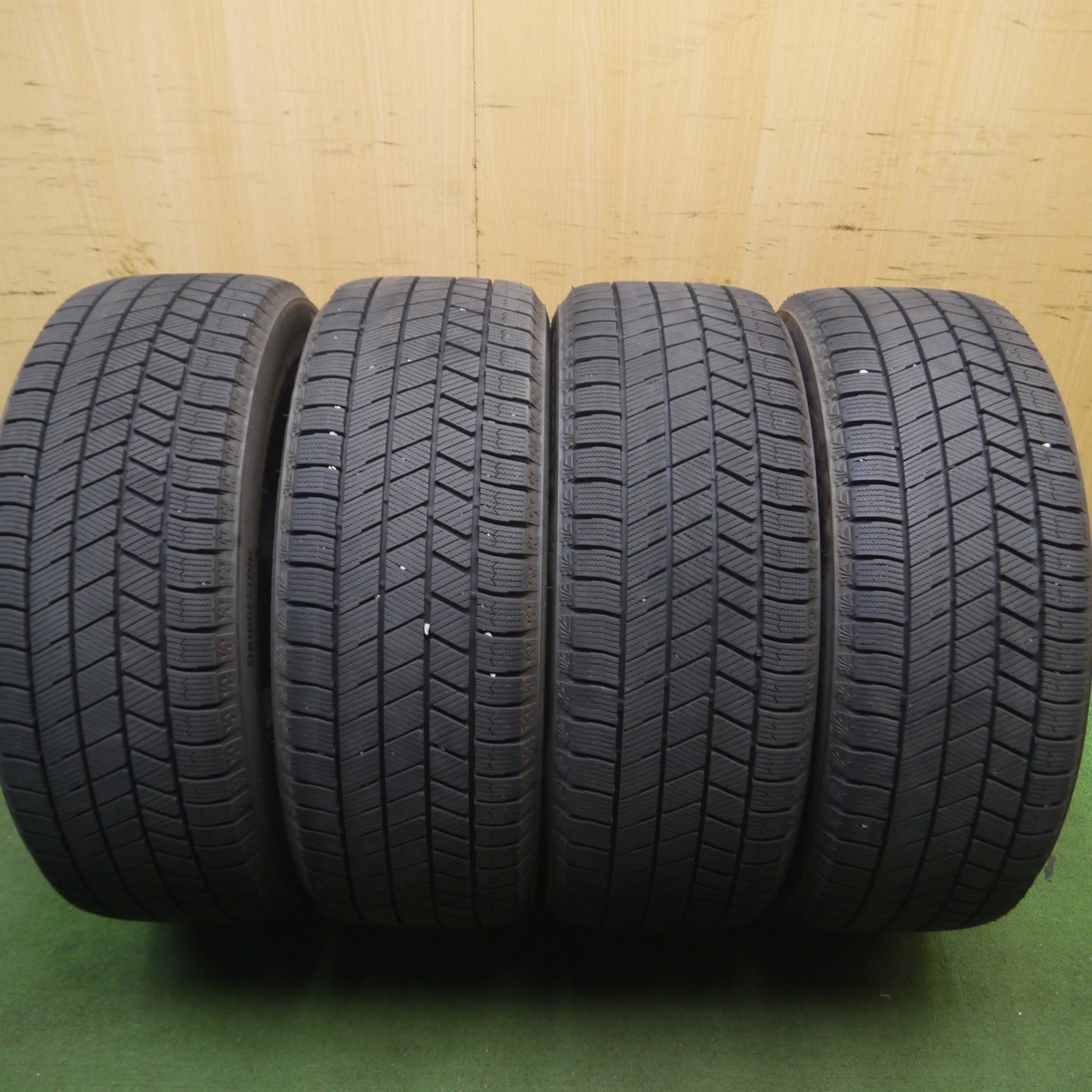 *送料無料* バリ溝！21年！キレイ！9.5分★スタッドレス G.Speed 215/50R18 ブリヂストン ブリザック VRX3 Gスピード 18インチ PCD114.3/5H★4060504Hス