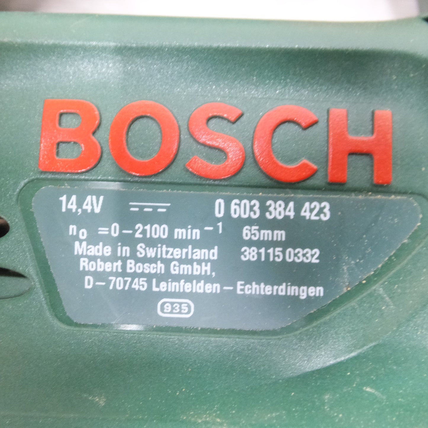 [送料無料] ◆ボッシュ BOSCH バッテリー ジグソー PST 14.4V ケース 充電器 付き 切断機 電気 のこぎり 木工 電動 工具◆