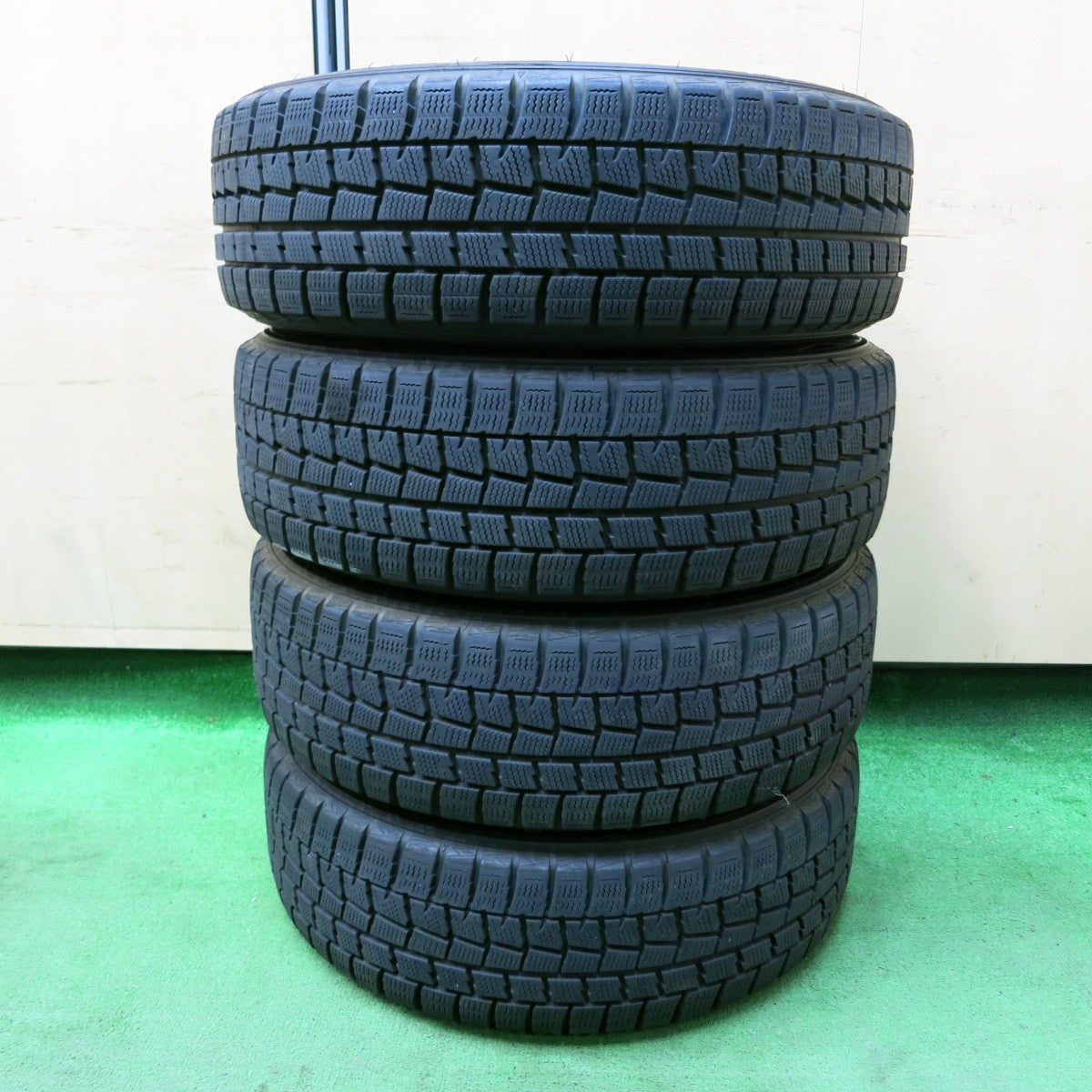 *送料無料* バリ溝！キレイ！9分★スタッドレス 175/65R15 ダンロップ ウインターマックス WM01 AXEL S アクセルS 15インチ  PCD100/4H★4091304SYス