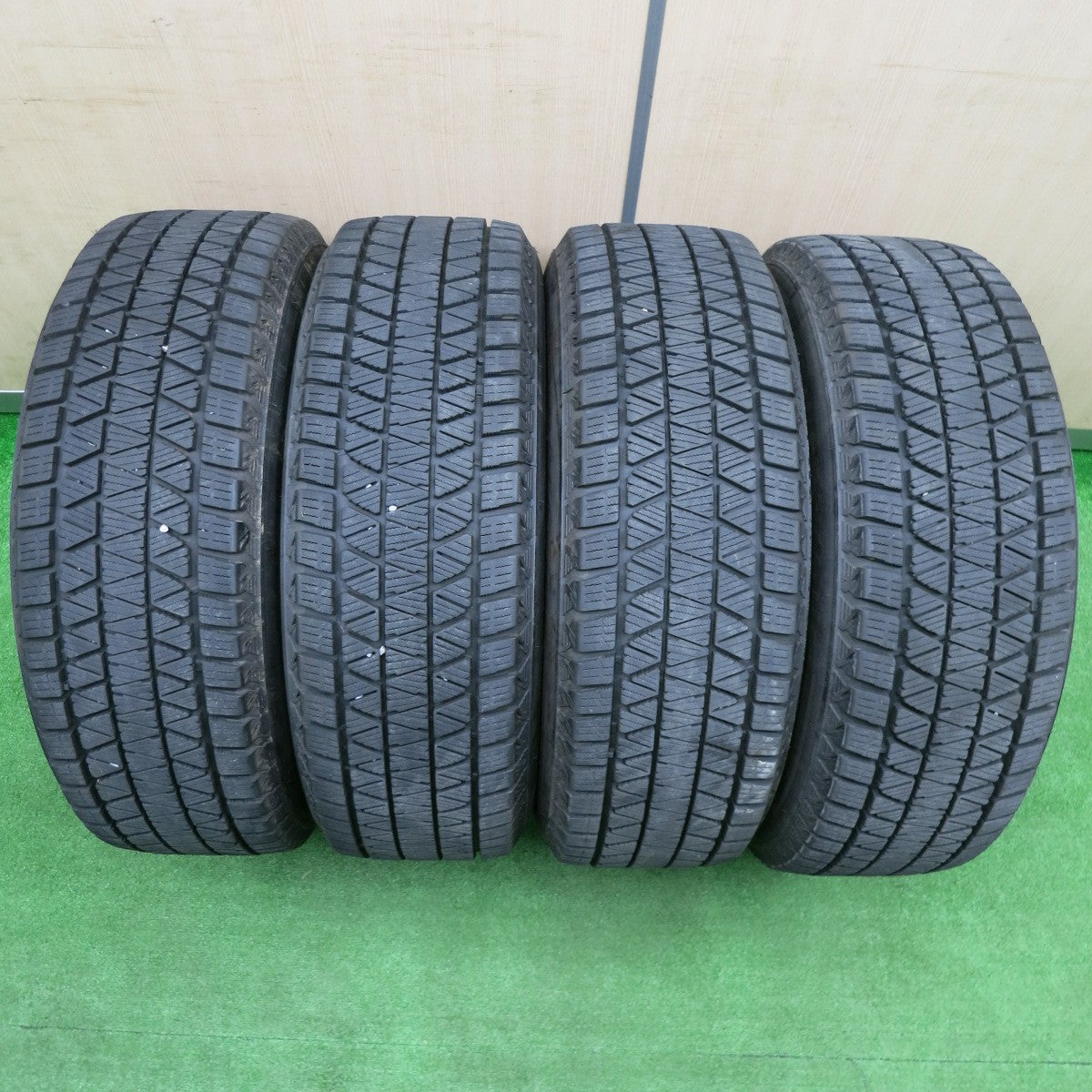 [送料無料] バリ溝！20年！キレイ！9分★スタッドレス 225/65R17 ブリヂストン ブリザック DM-V3 SCHNEIDER シュナイダー 17インチ PCD114.3/5H★4102903NJス