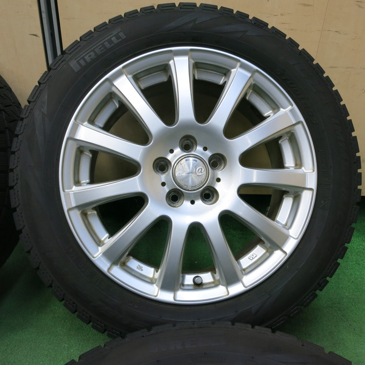 [送料無料] バリ溝！21年！8.5分★レガシィ等 205/55R16 スタッドレス ピレリ アイスアシンメトリコ プラス La-Strada Tirado@ 阿部商会 PCD100/5H★4101802SYス