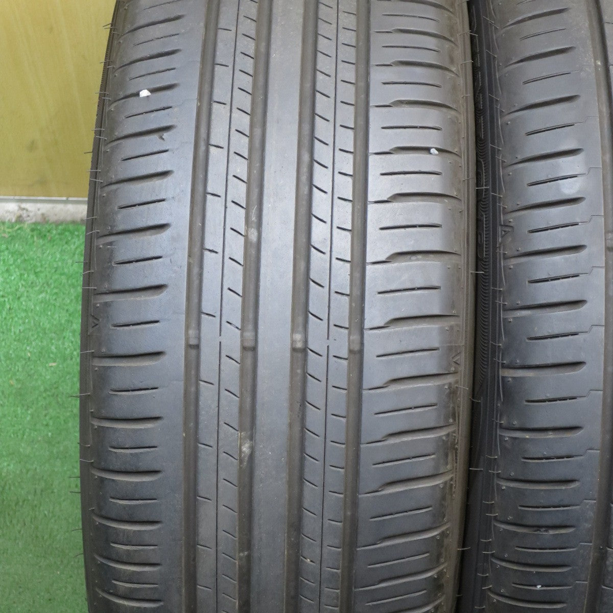 送料無料* バリ溝！21年！キレイ！9.5分☆トヨタ ヤリスクロス 純正 215/50R18 ダンロップ エナセーブ EC300+ 18イ |  名古屋/岐阜の中古カー用品・工具の買取/販売ならガレージゲット