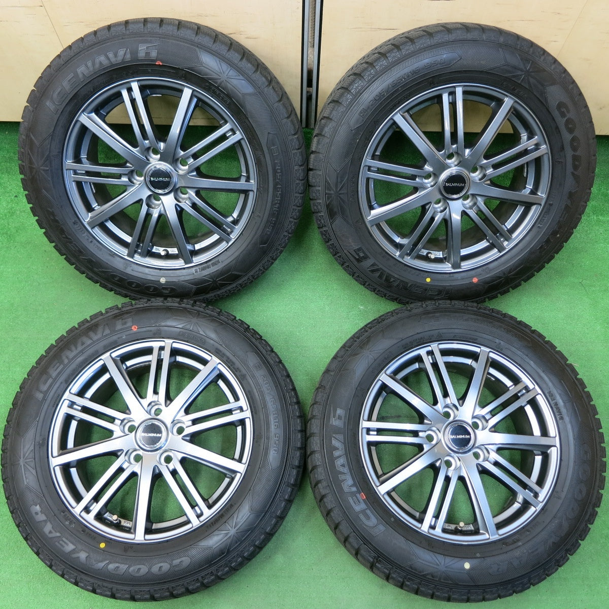 *送料無料* バリ溝！キレイ！9.5分以上★スタッドレス 205/65R16 グッドイヤー アイスナビ6 BALMINUM バルミナ 16インチ PCD114.3/5H★4051104イス