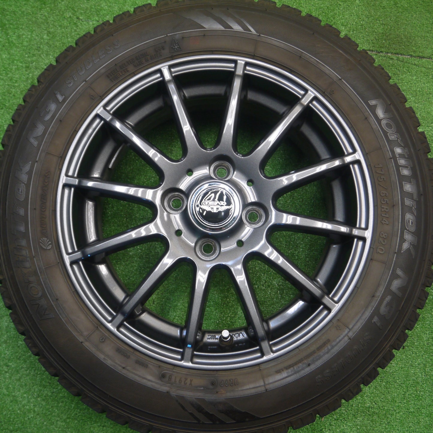 [送料無料] バリ溝！キレイ！9分★スタッドレス 175/65R14 オートバックス ノーストレック N3i TEAD テッド 14インチ PCD100/4H★4093006Hス