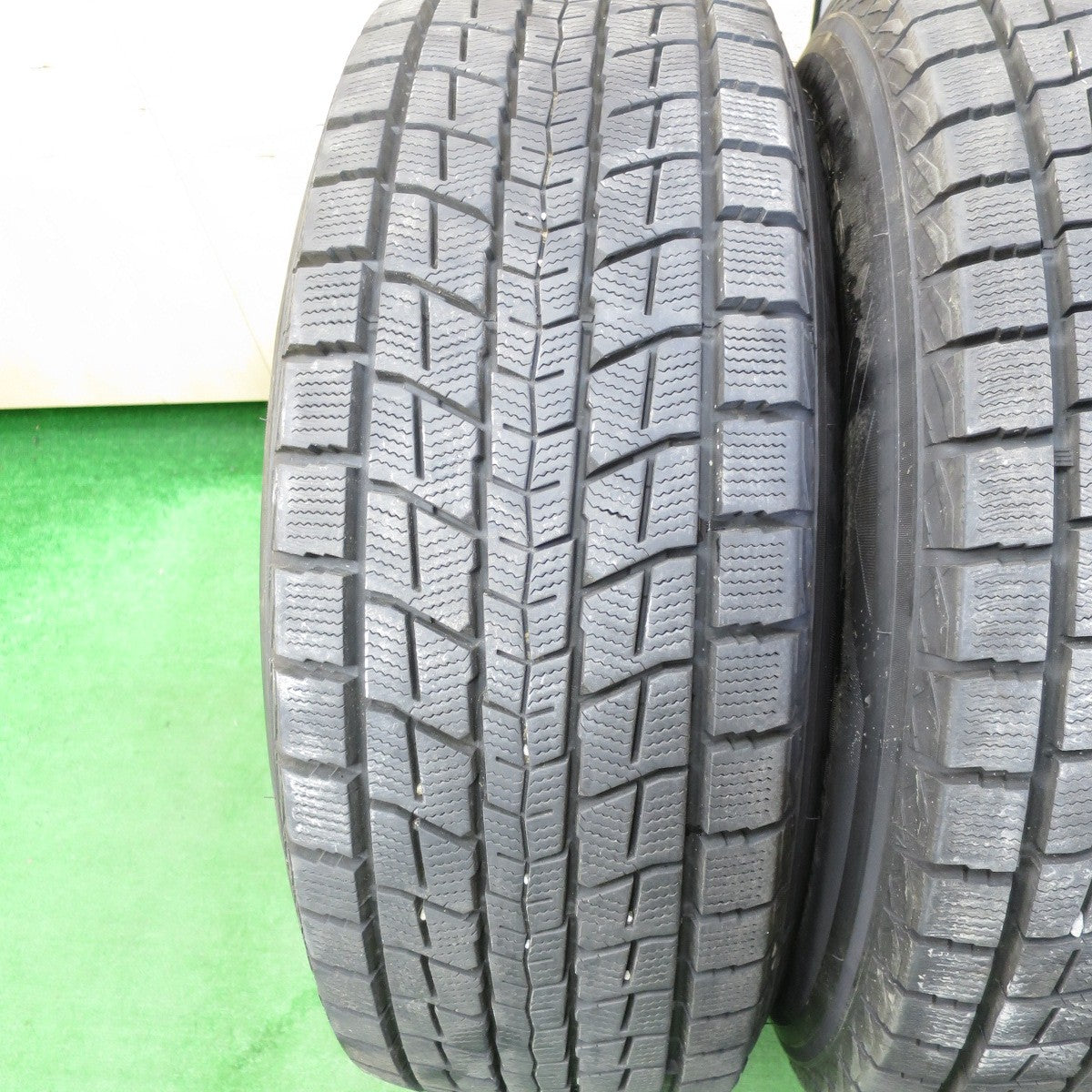 *送料無料* バリ溝！21年！キレイ！9.5分以上★ランクル等 265/65R17 スタッドレス ダンロップ ウインターマックス SJ8 B-MUD X PCD139.7/6H★4042205KMス