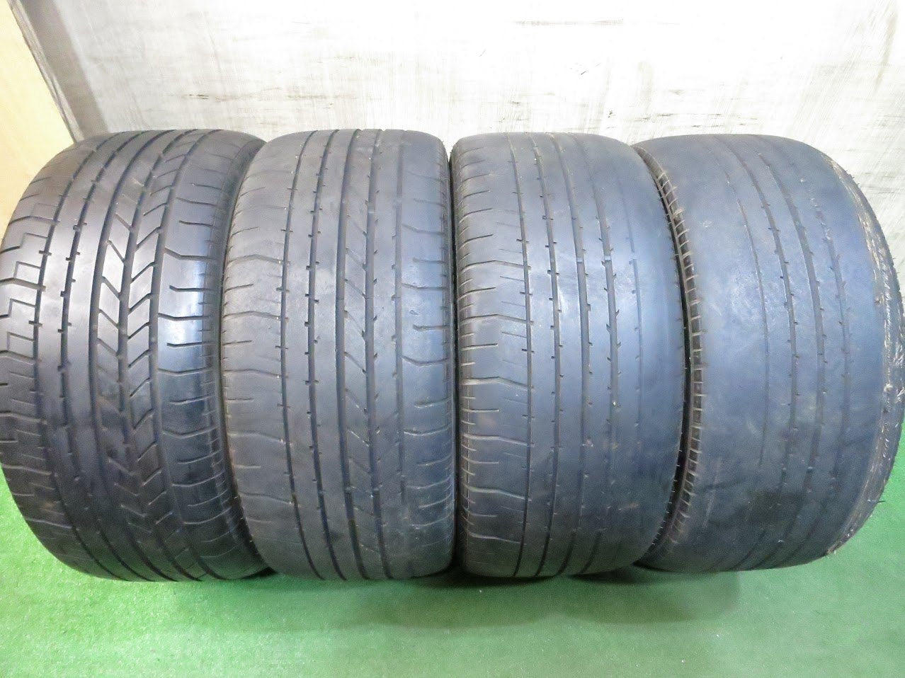 *送料無料* 4本価格！付属品付き★255/40R19 Lorinser ロリンザー ピレリ アシンメトリコ PZERO 19インチ PCD114.3/5H★3022209Hノ