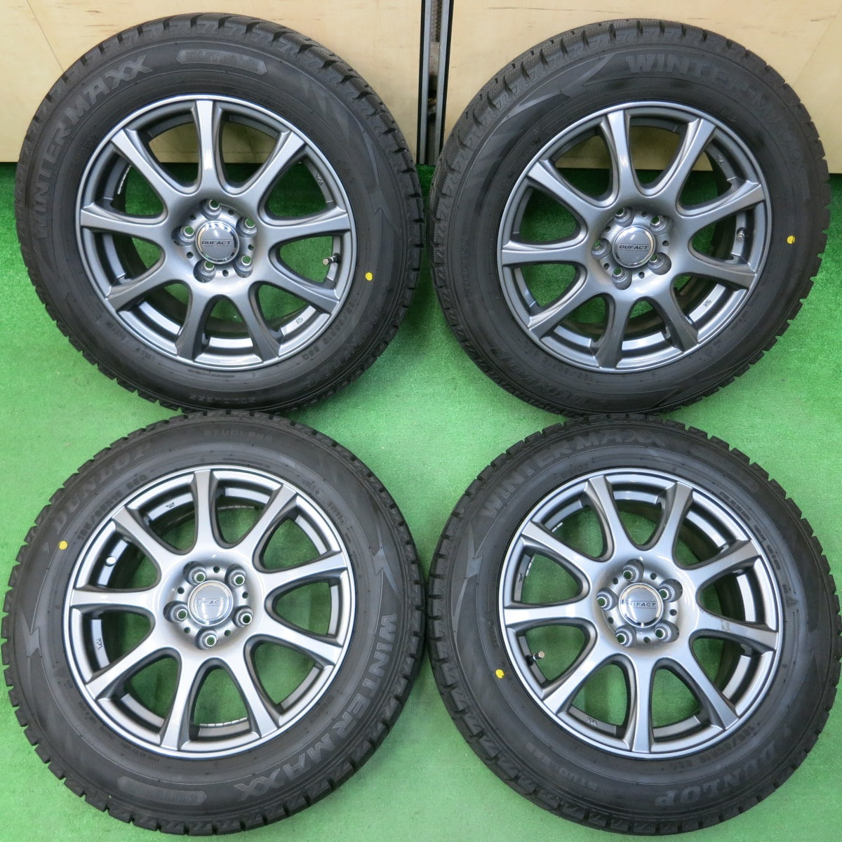 *送料無料* バリ溝！22年！綺麗！9.5分★プリウス等 185/65R15 スタッドレス ダンロップ ウインターマックス WM02 DUFACT デュファクト PCD100/5H★4040211イス